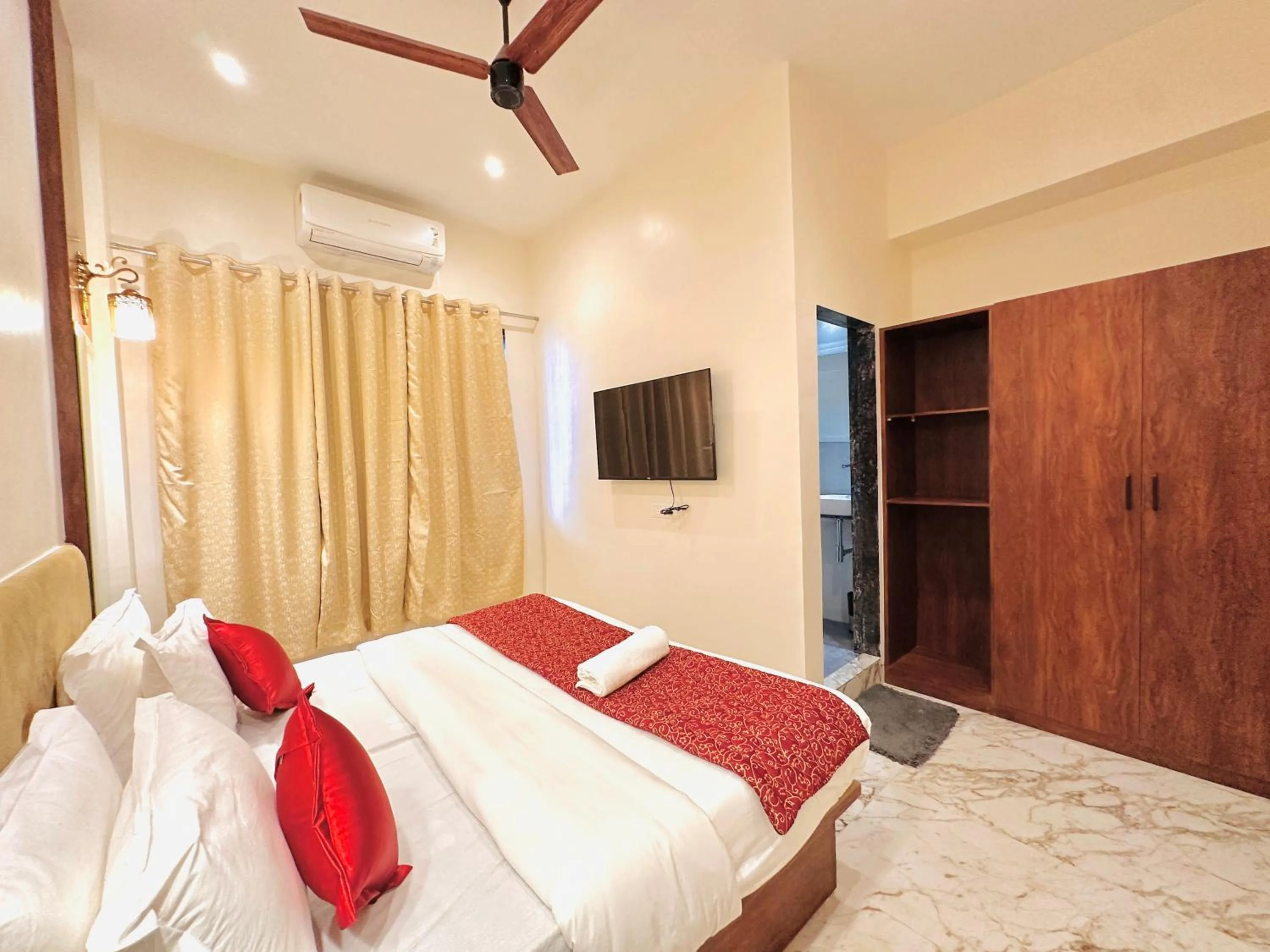 Bedroom, Bed in Hotel The Ceremony