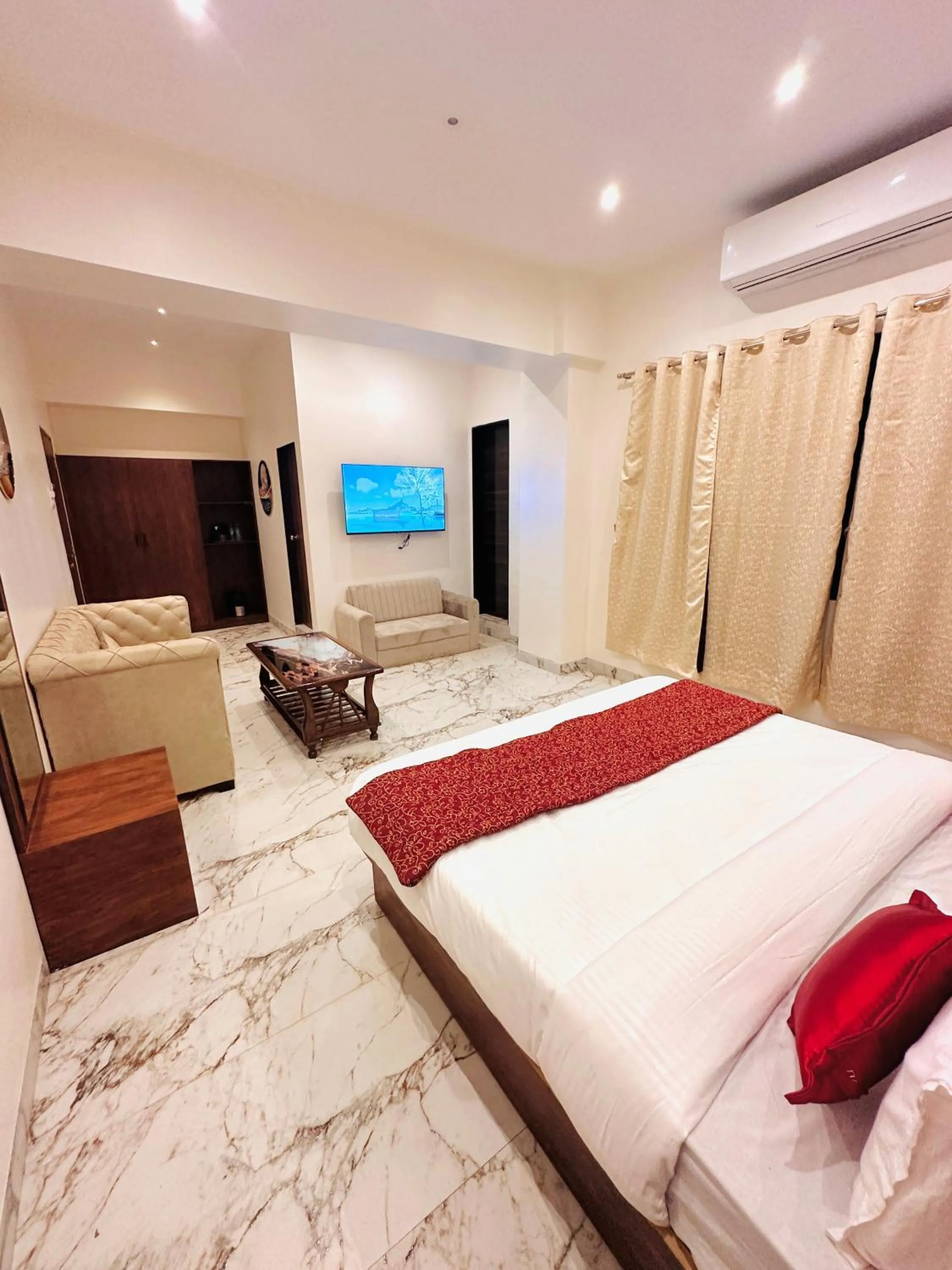 Bedroom, Bed in Hotel The Ceremony