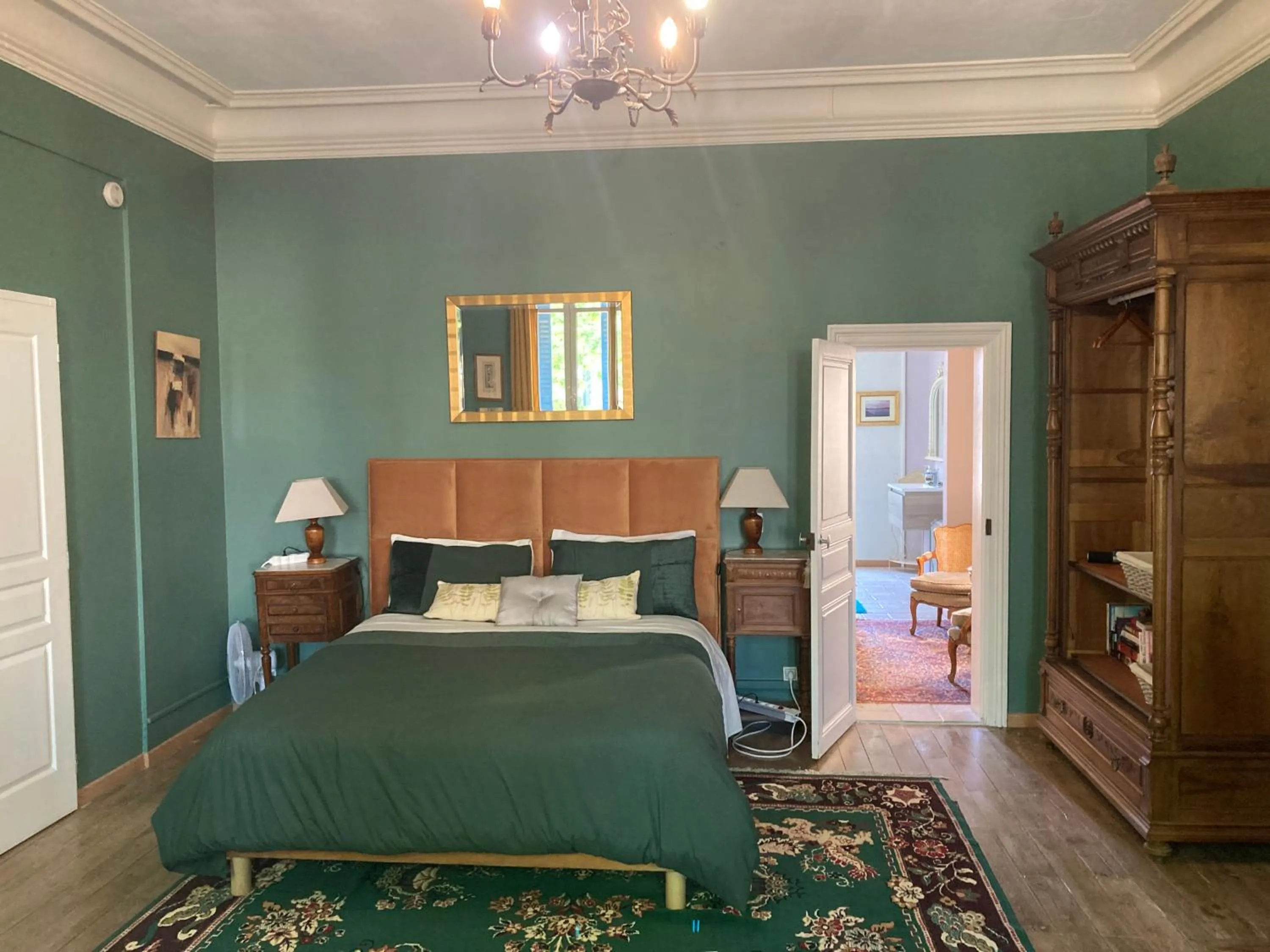 Bedroom, Bed in La Villa Celine