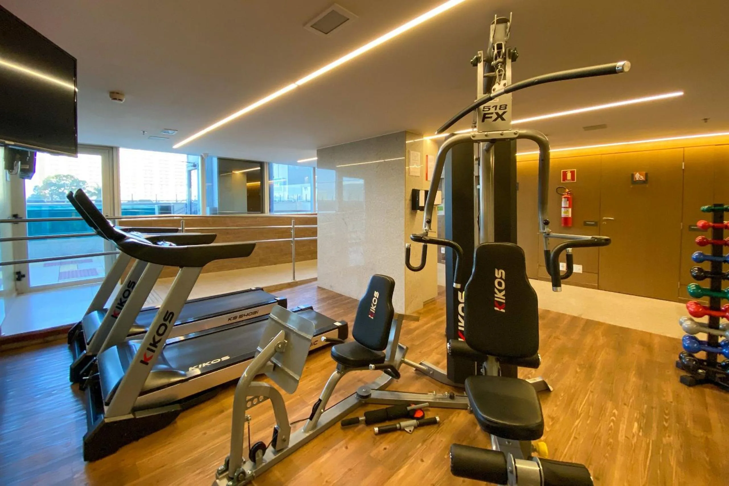 Fitness centre/facilities in OZPED Flats Particulares Edifício Alvorada