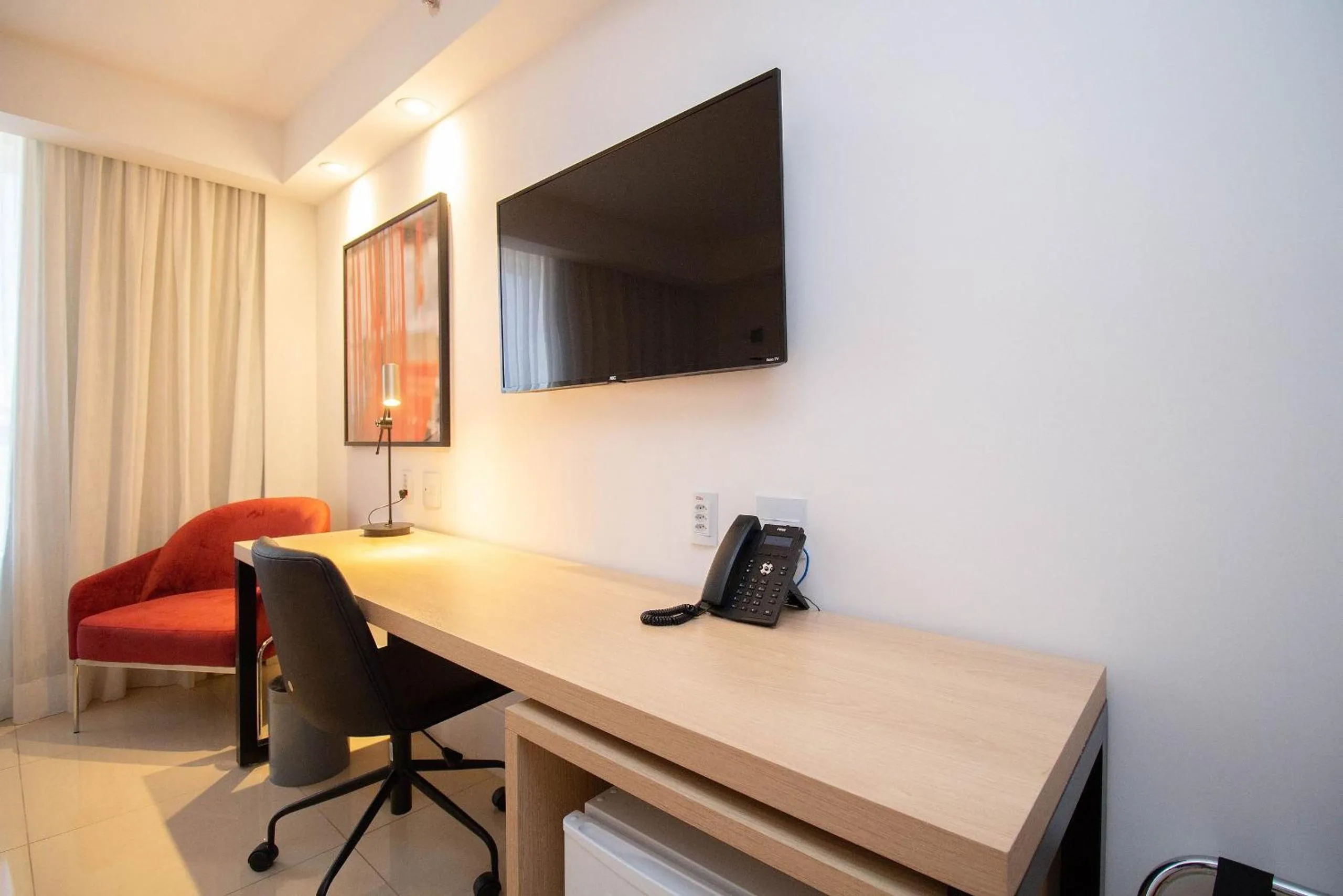 TV and multimedia in OZPED Flats Particulares Edifício Alvorada