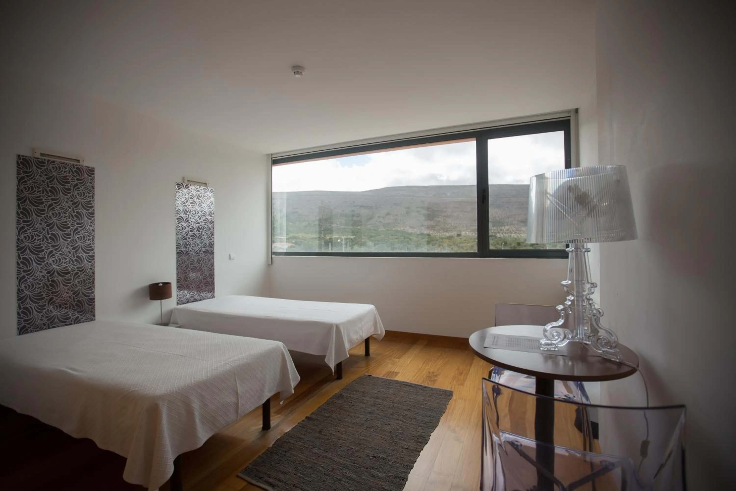 Bedroom, Bed in HI Alvados - Pousada de Juventude