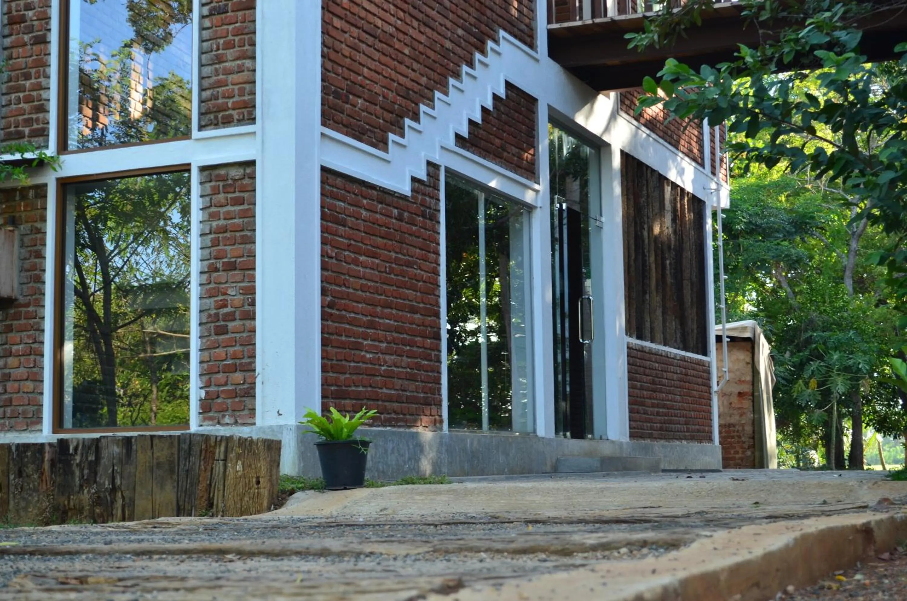 Garden view in Vallee 69 Eco Villa-Tissa,Yala