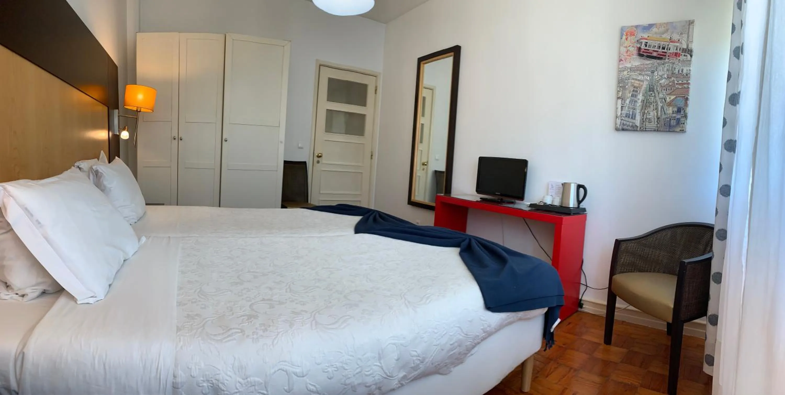 Coffee/tea facilities, Bed in Discovery Apartment Benfica