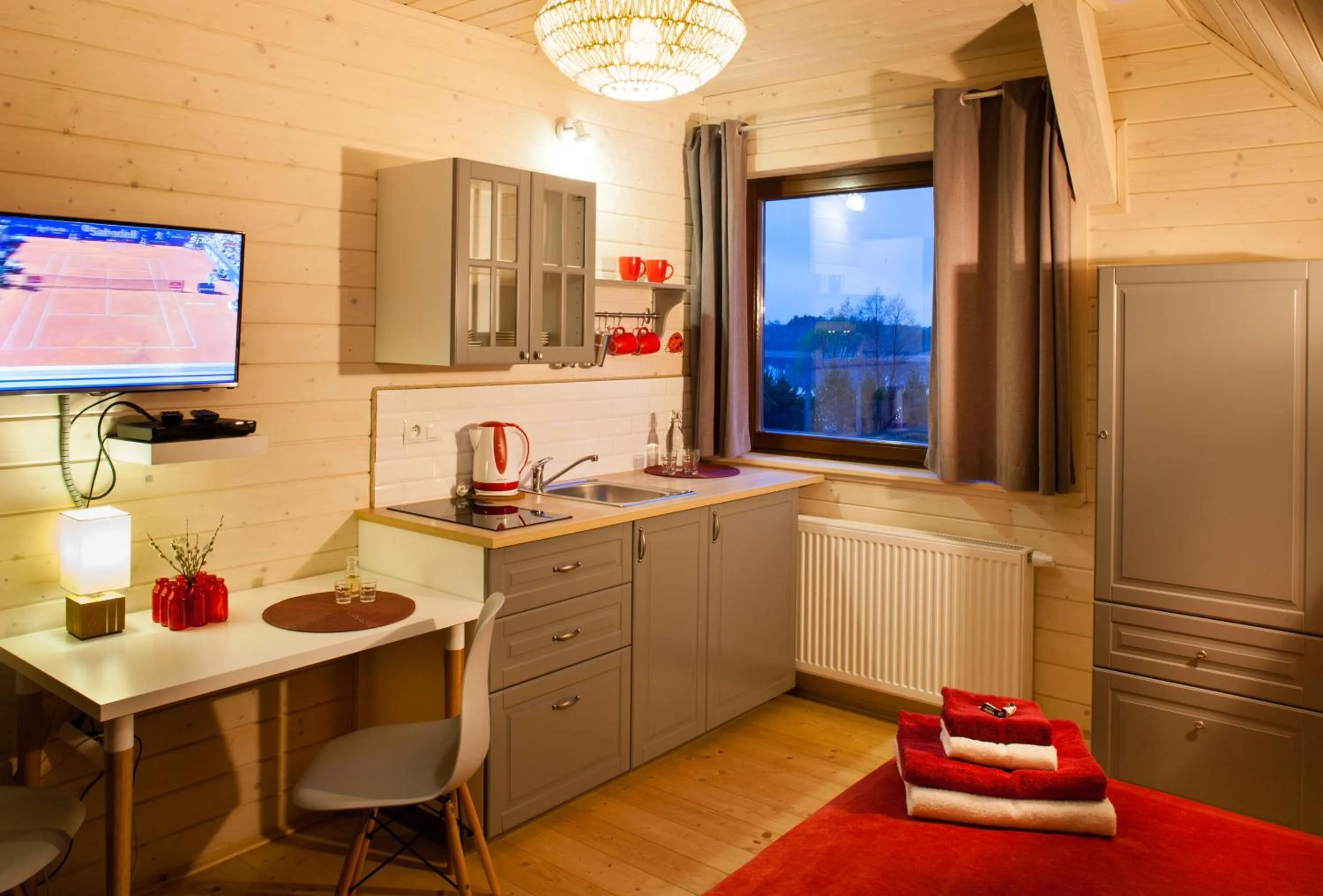 Kitchen or kitchenette in Sirvis Apartamenty