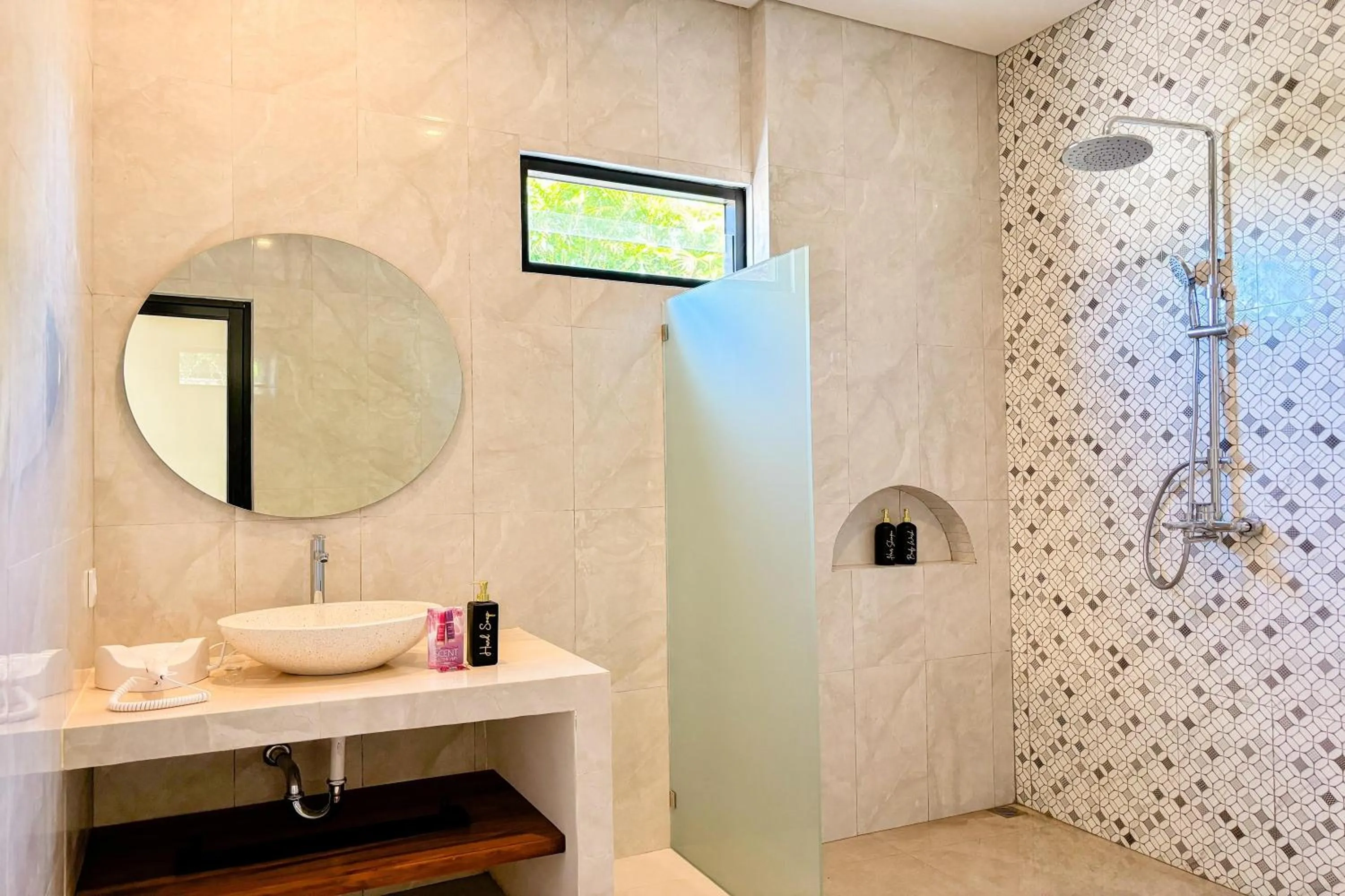 Bathroom in Villa Andra Canggu