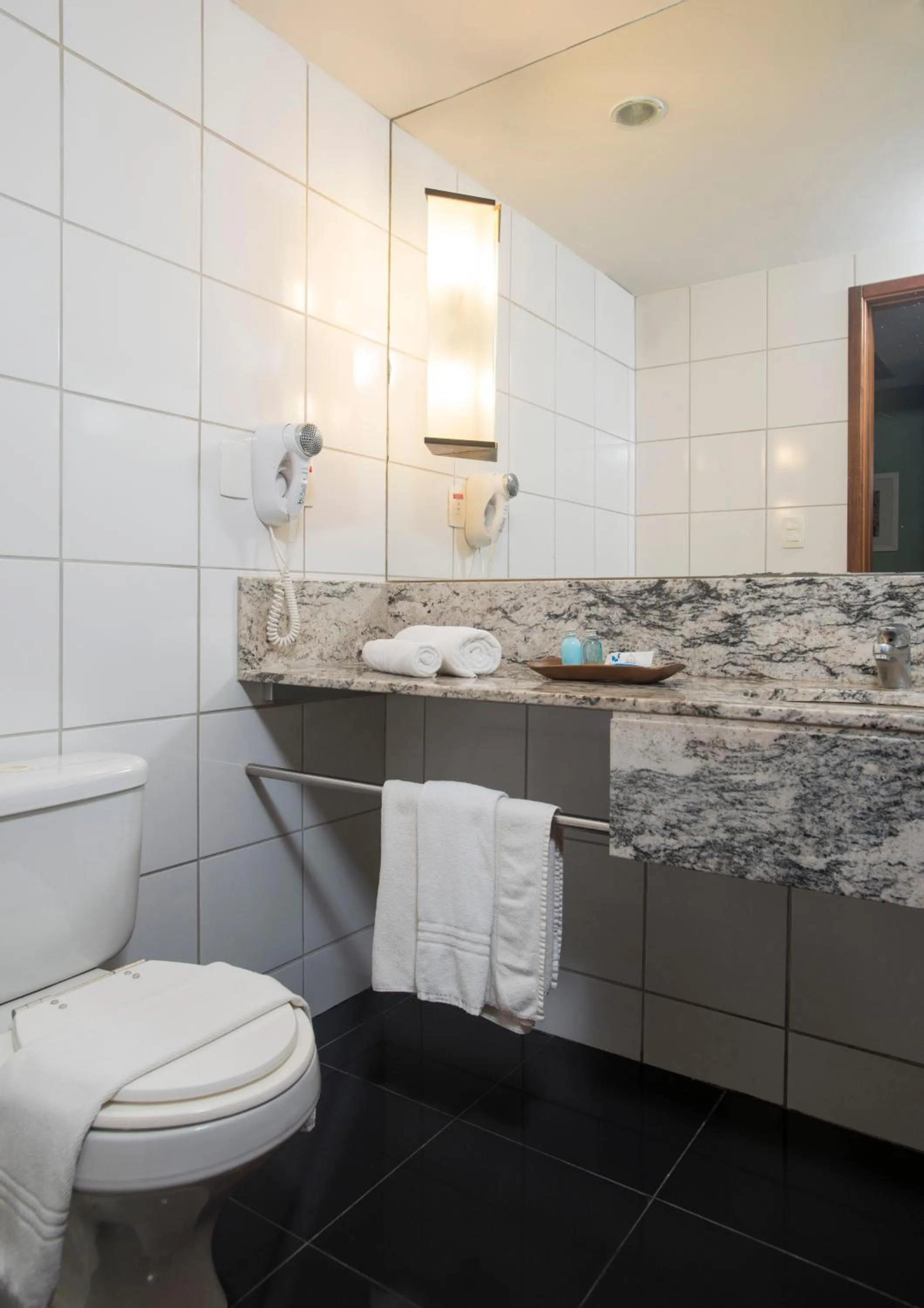 Bathroom in Hotel Luzeiros Fortaleza