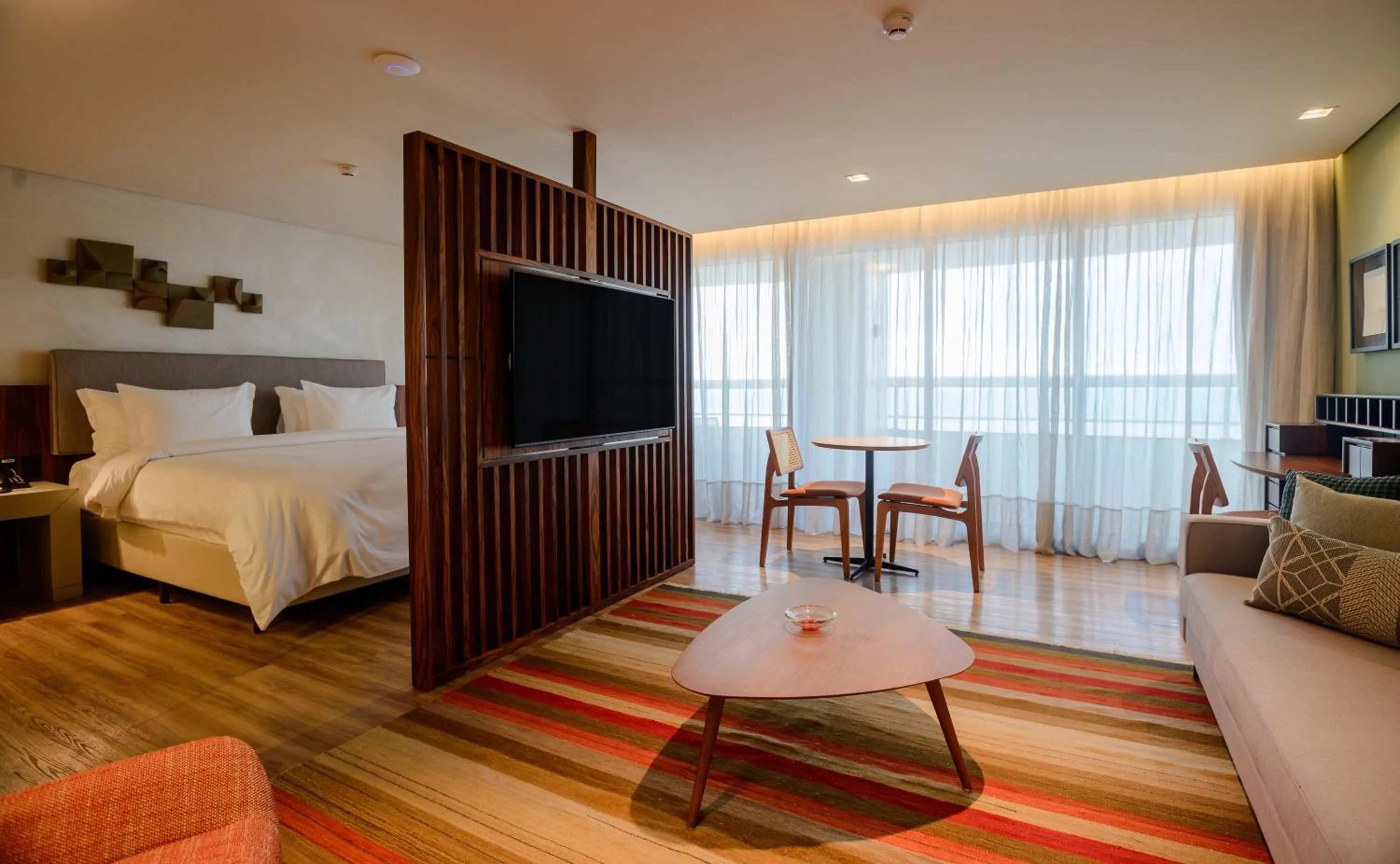 Seating area, Bed in Hotel Luzeiros Fortaleza
