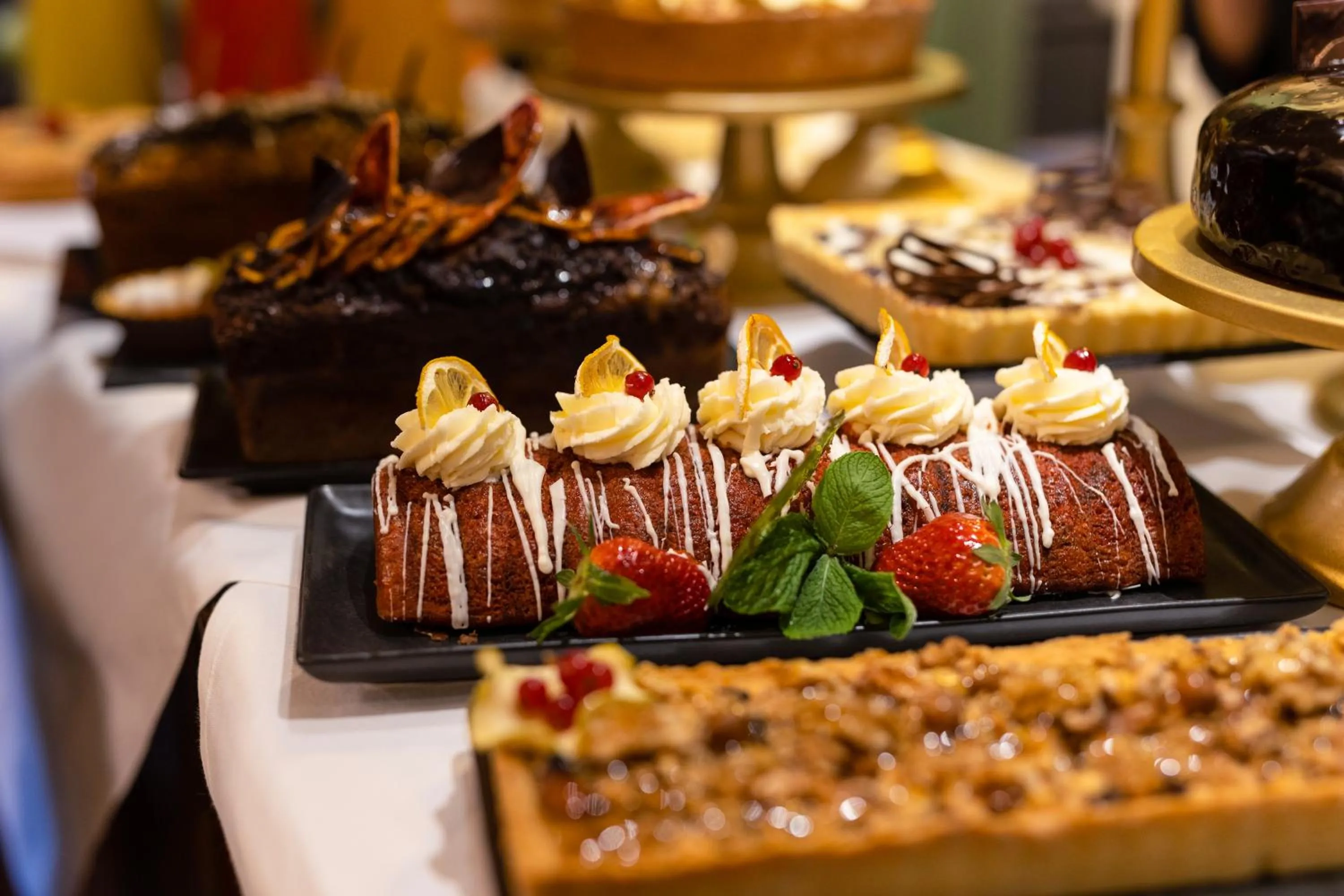 Food in HT6 Hotel Roma