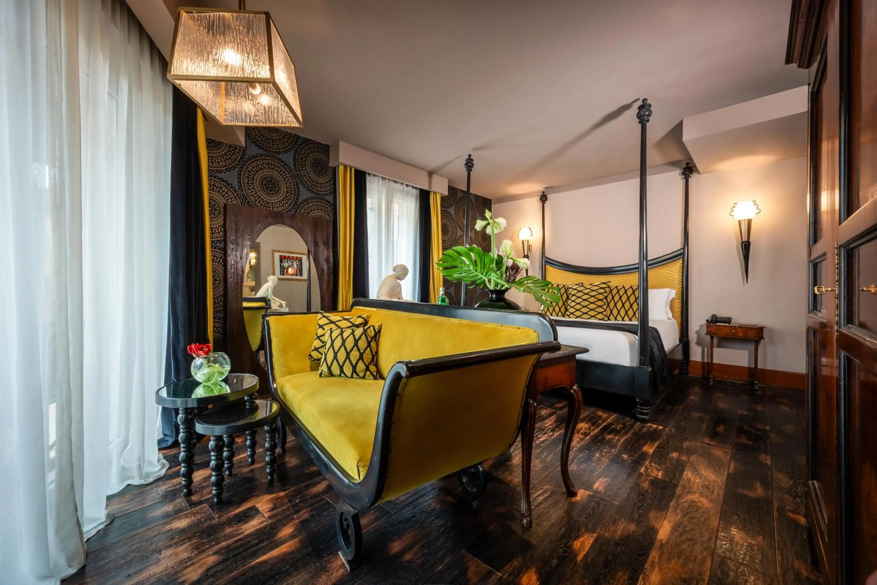 furniture in HT6 Hotel Roma