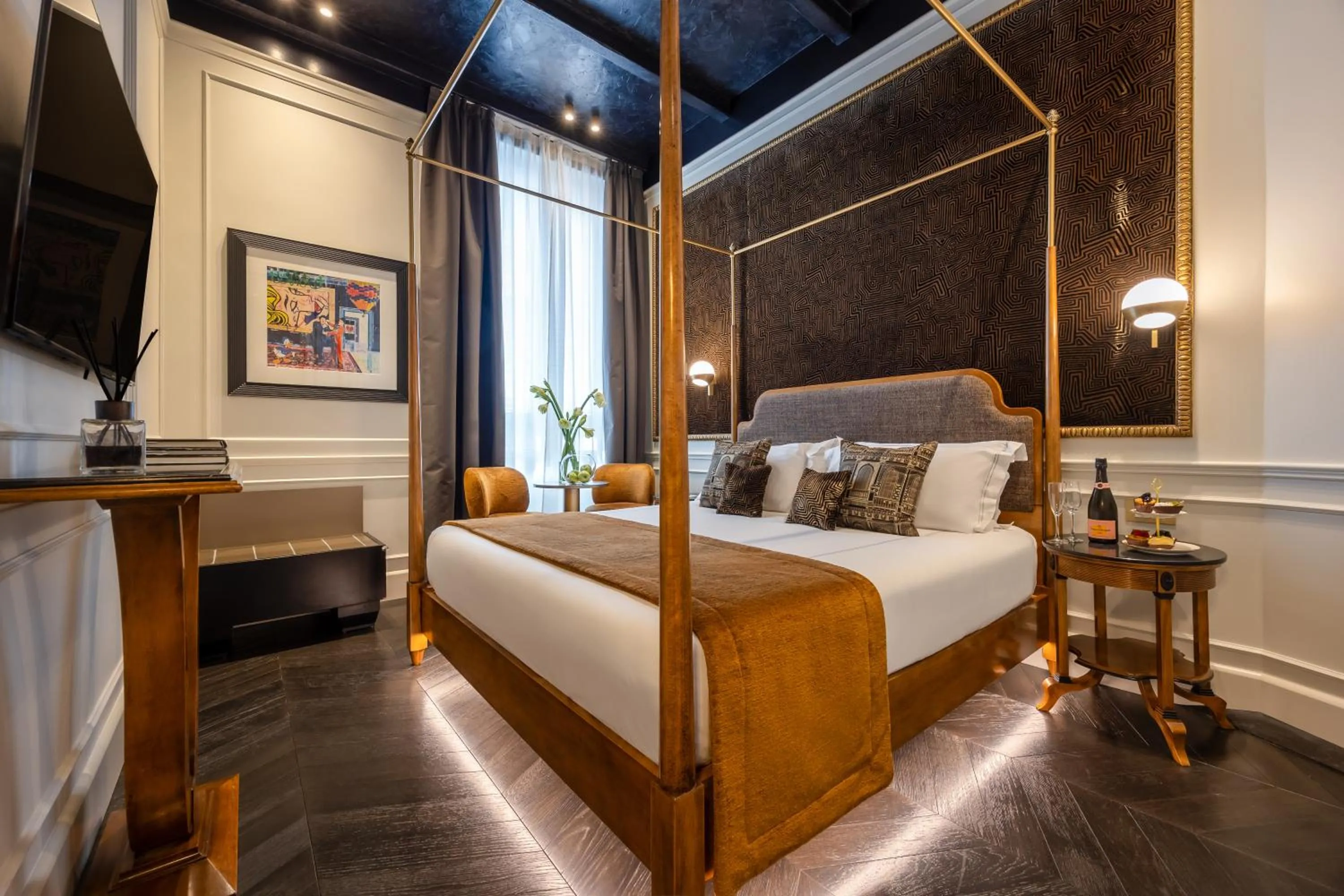 Bed in HT6 Hotel Roma