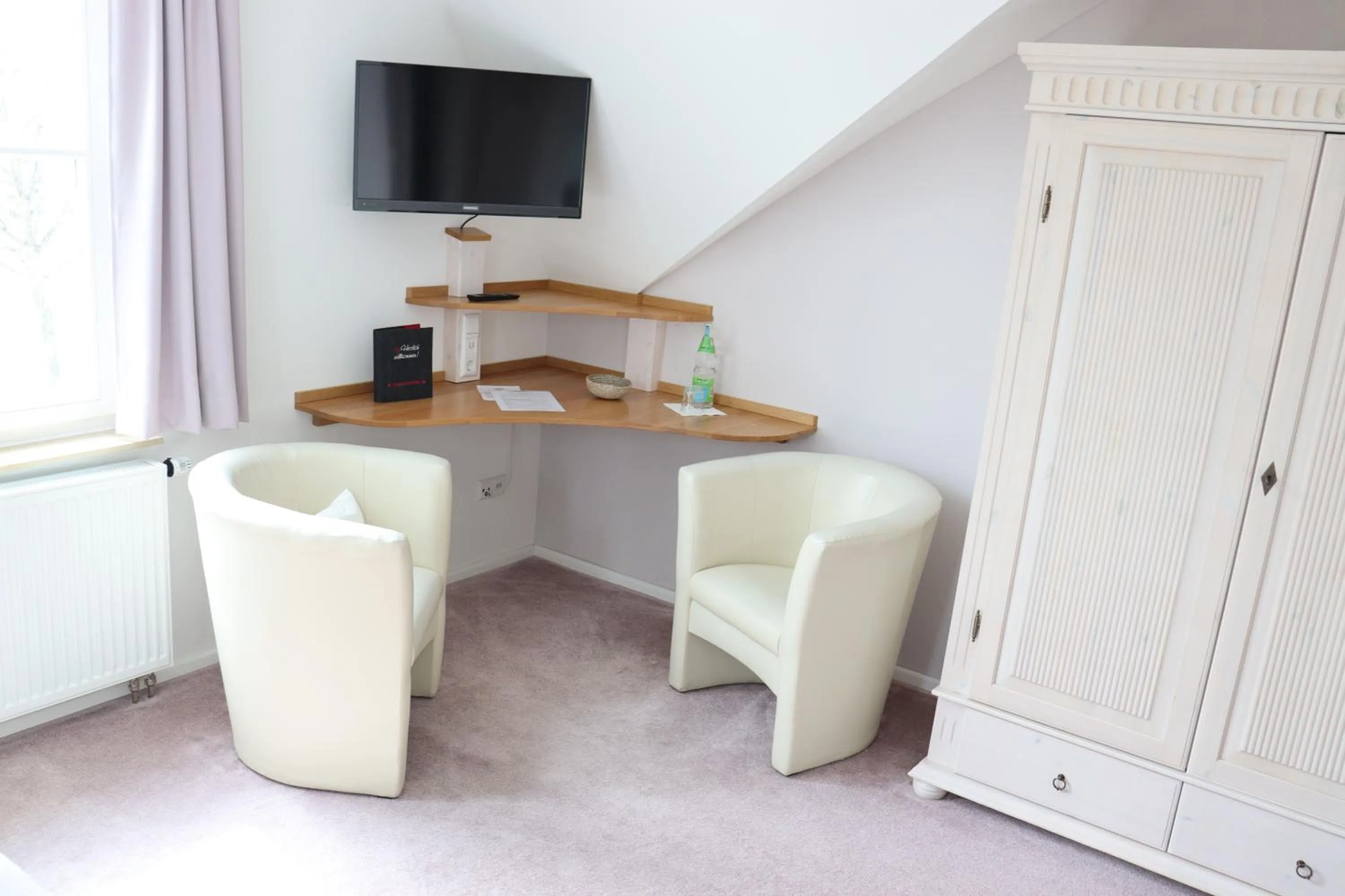 TV and multimedia in Gästehaus "Unsere Stadtvilla" Hechingen