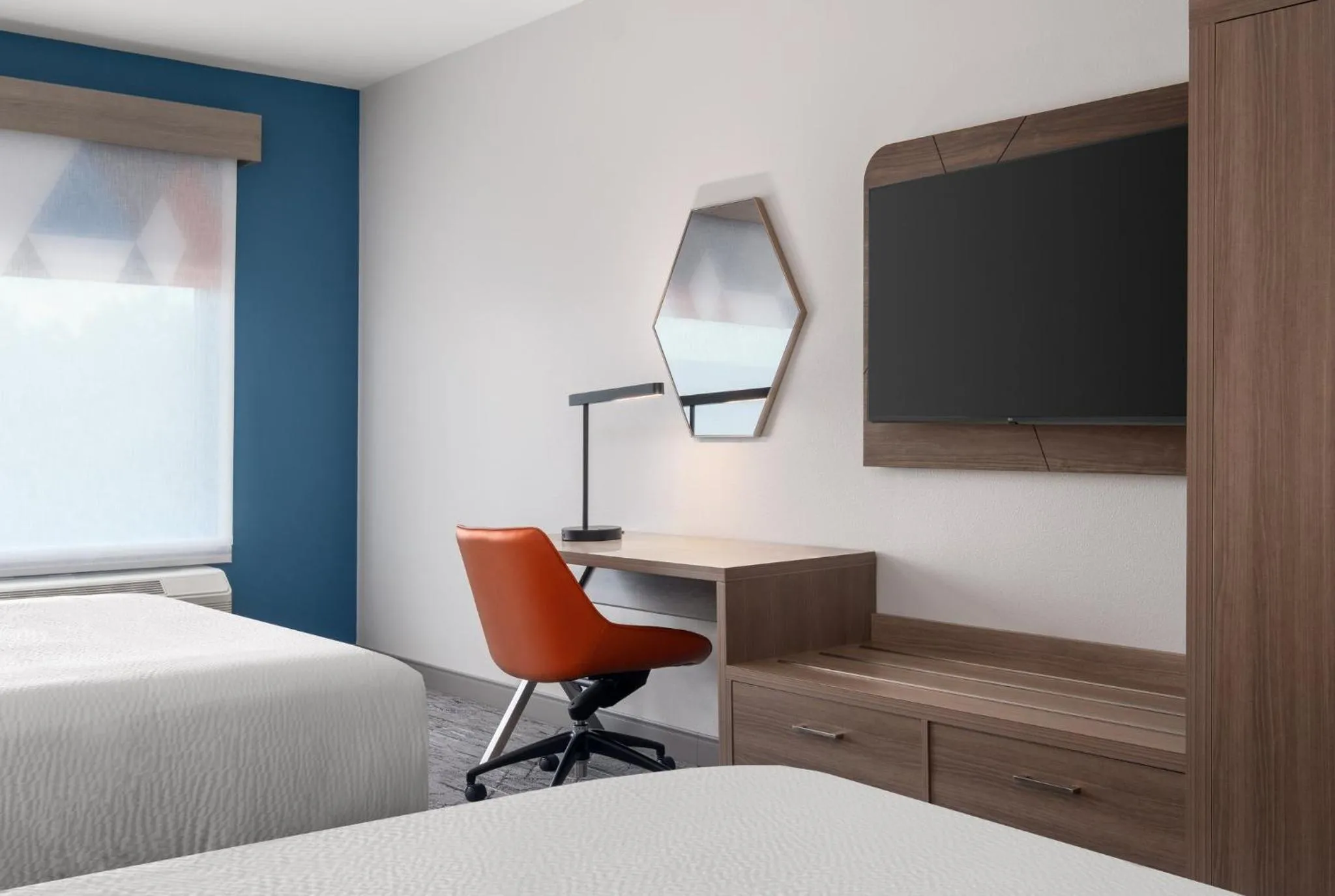 Photo of the whole room, Bed in Holiday Inn Express & Suites Buford - Mall of Georgia by IHG