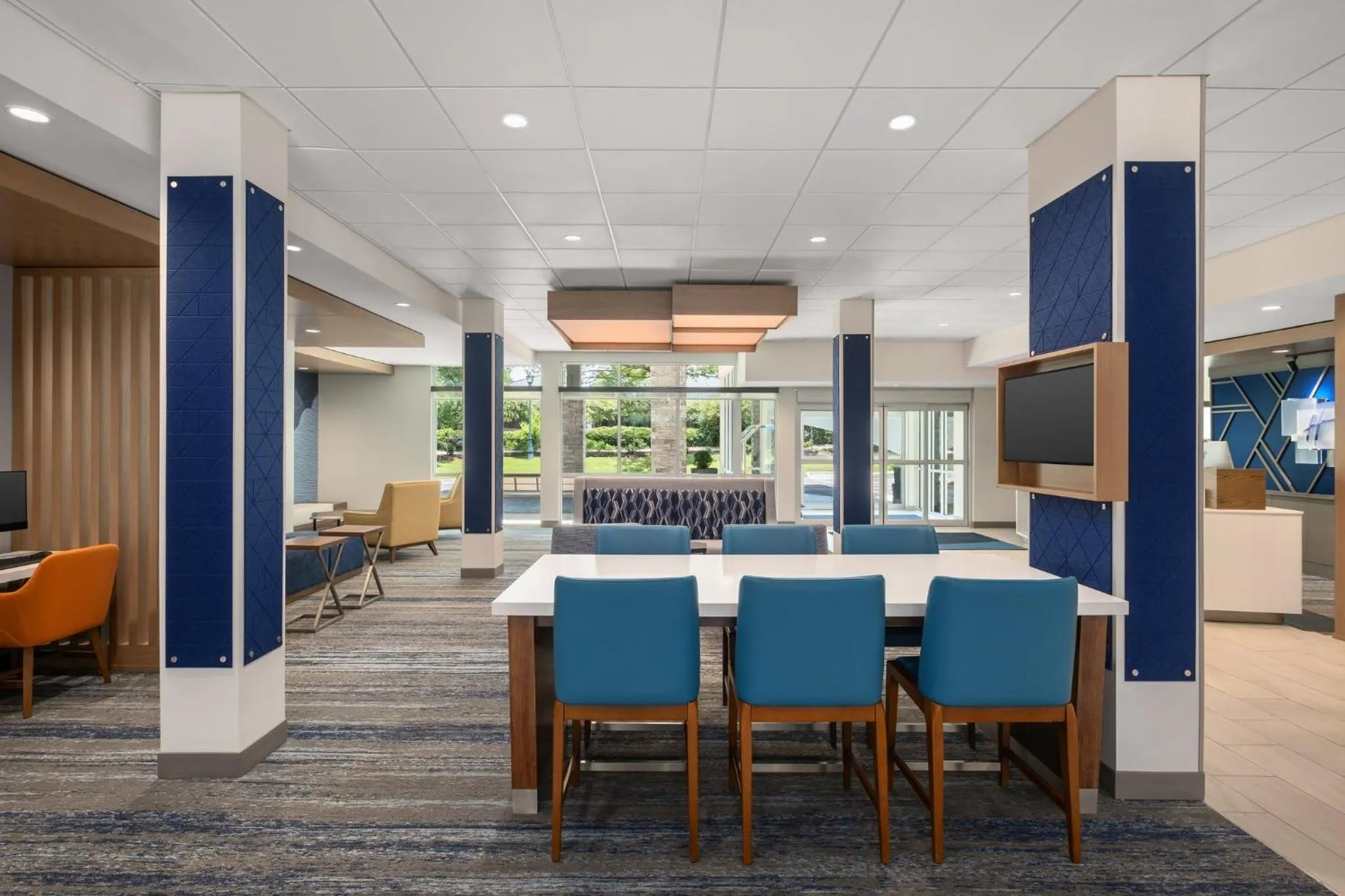 Breakfast in Holiday Inn Express & Suites Buford - Mall of Georgia by IHG