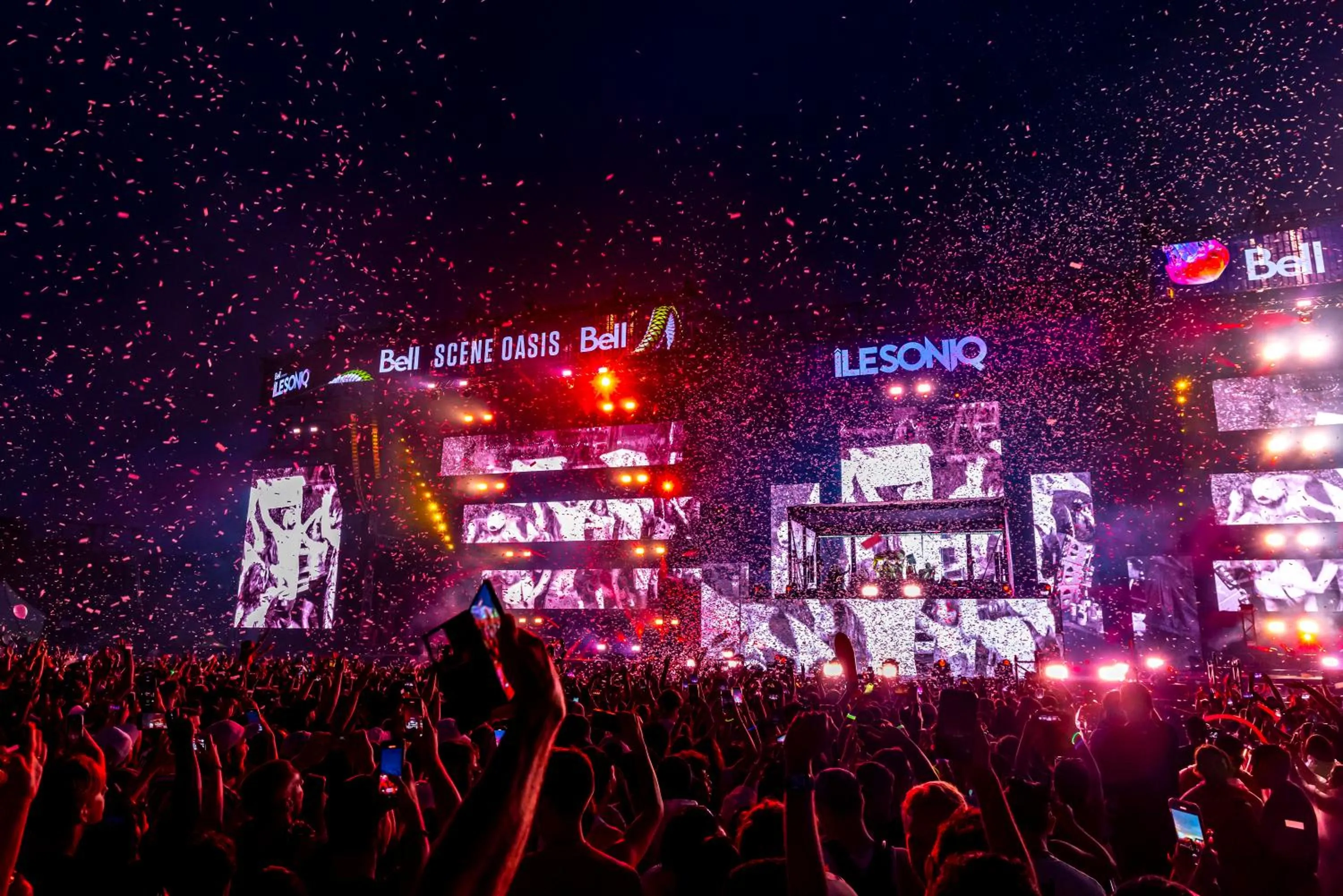 Evening entertainment in Holiday Inn Express Montreal Airport - St-Laurent by IHG