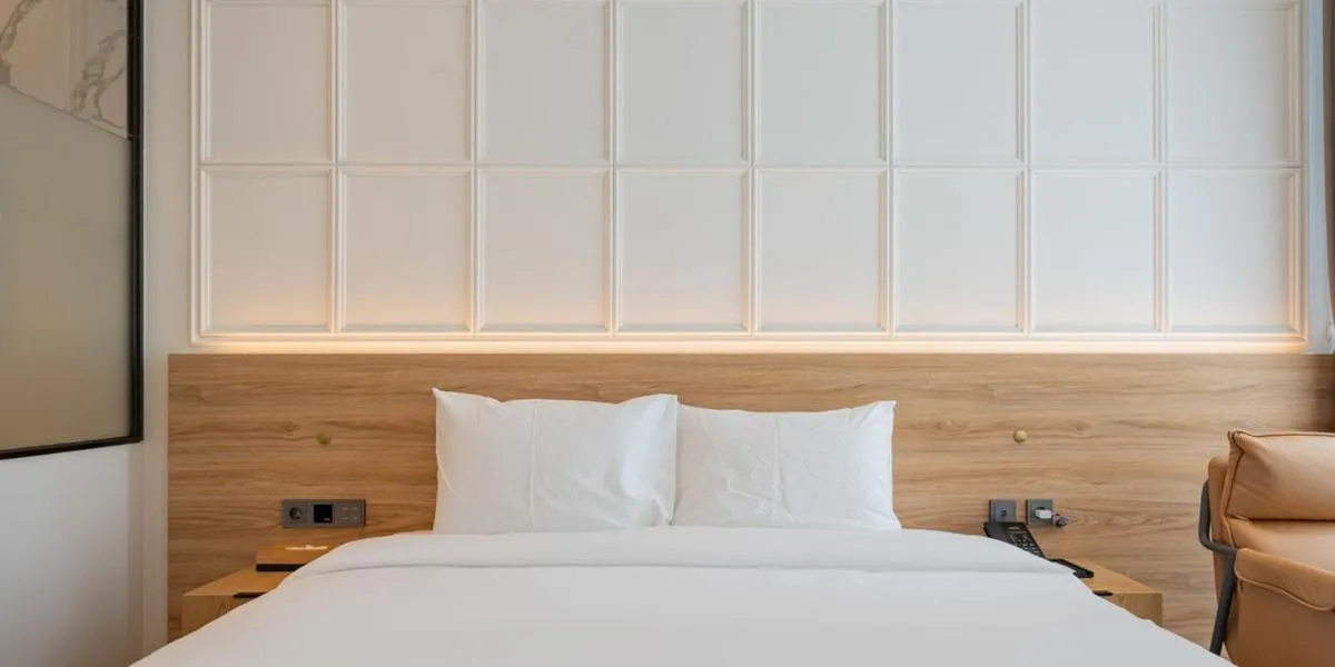 Bedroom, Bed in The hound hotel bandalseom2