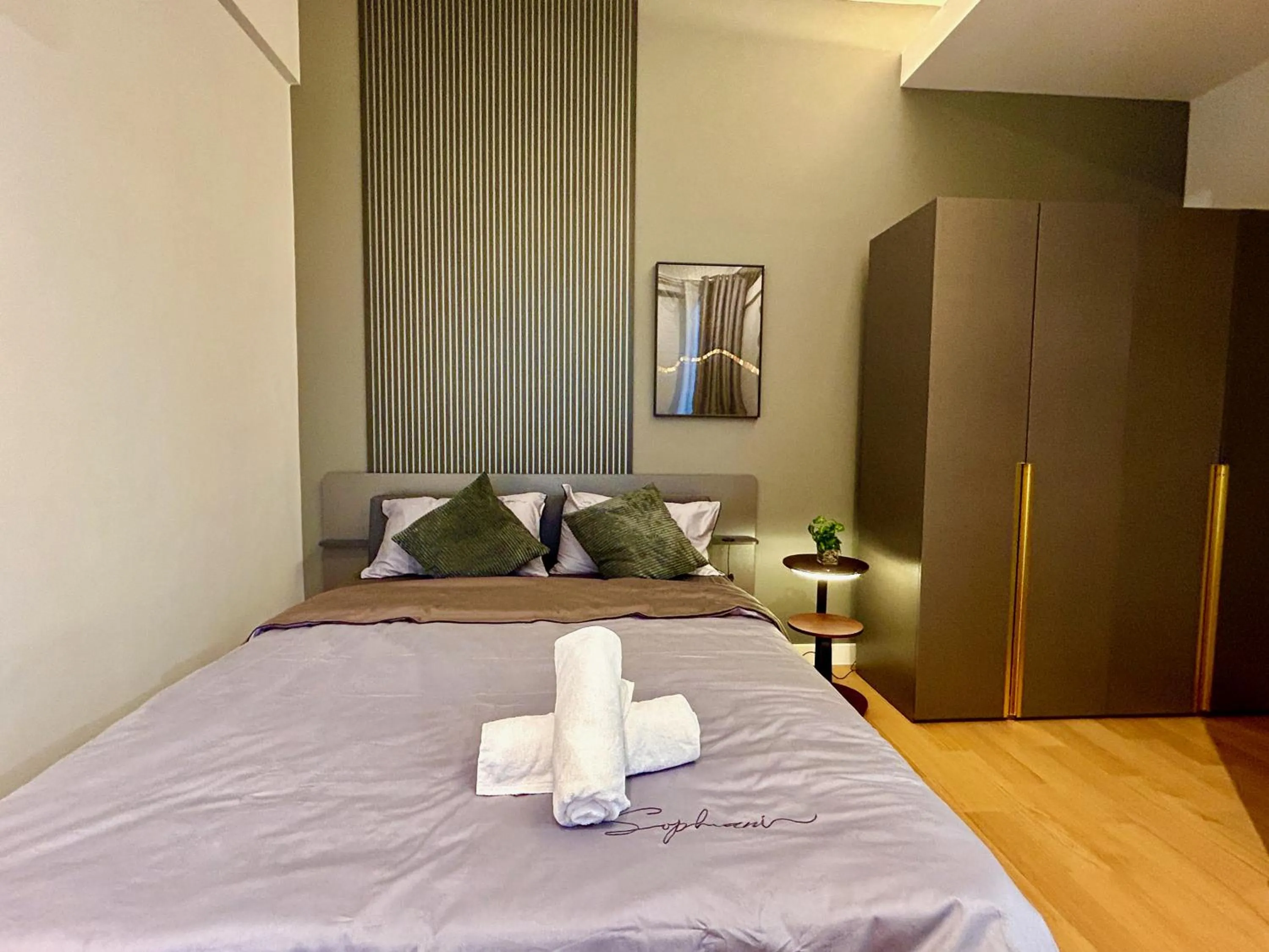 Bed in KL Central 33rd Floor KLCC view