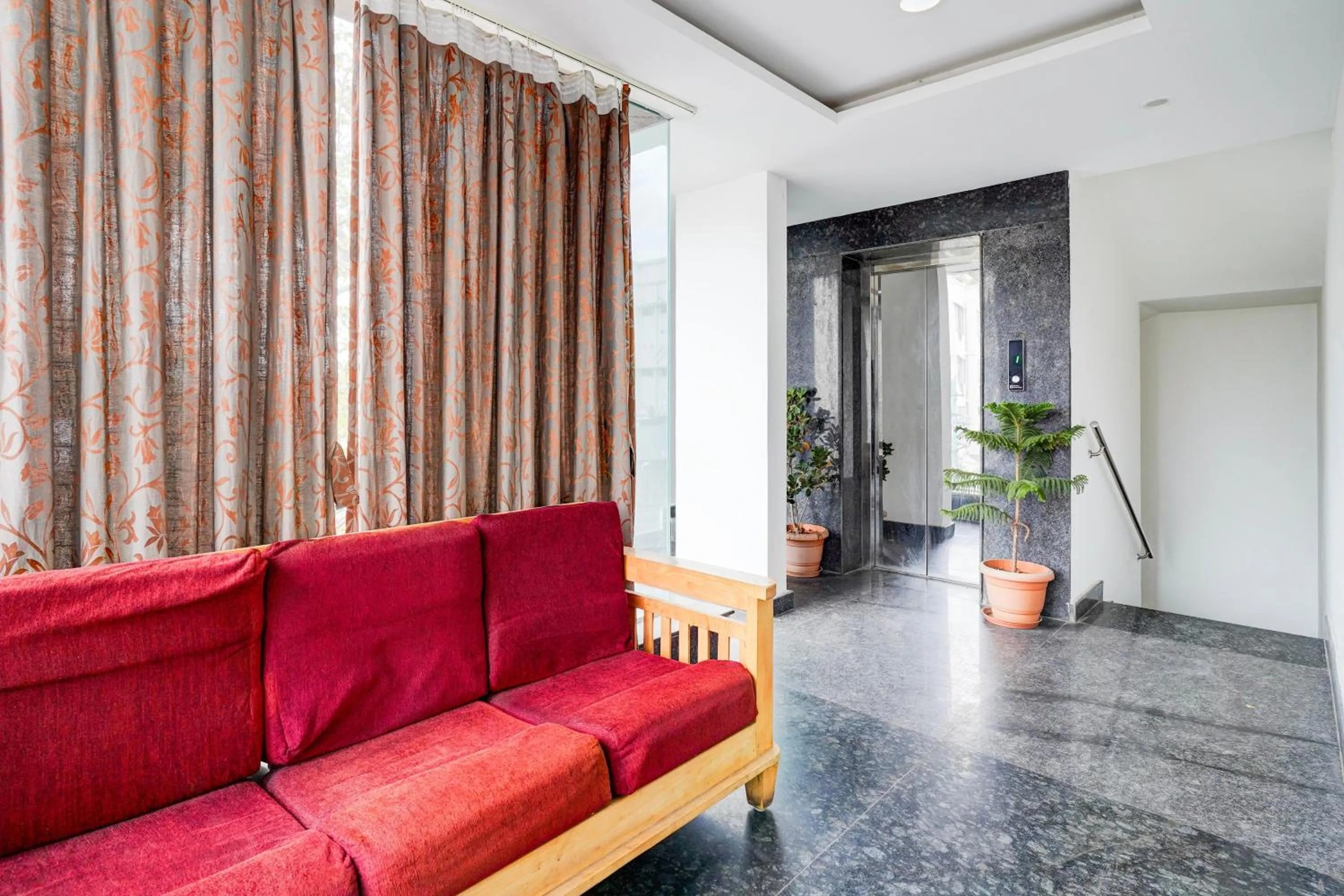 Lobby or reception in Super Collection O Banaswadi