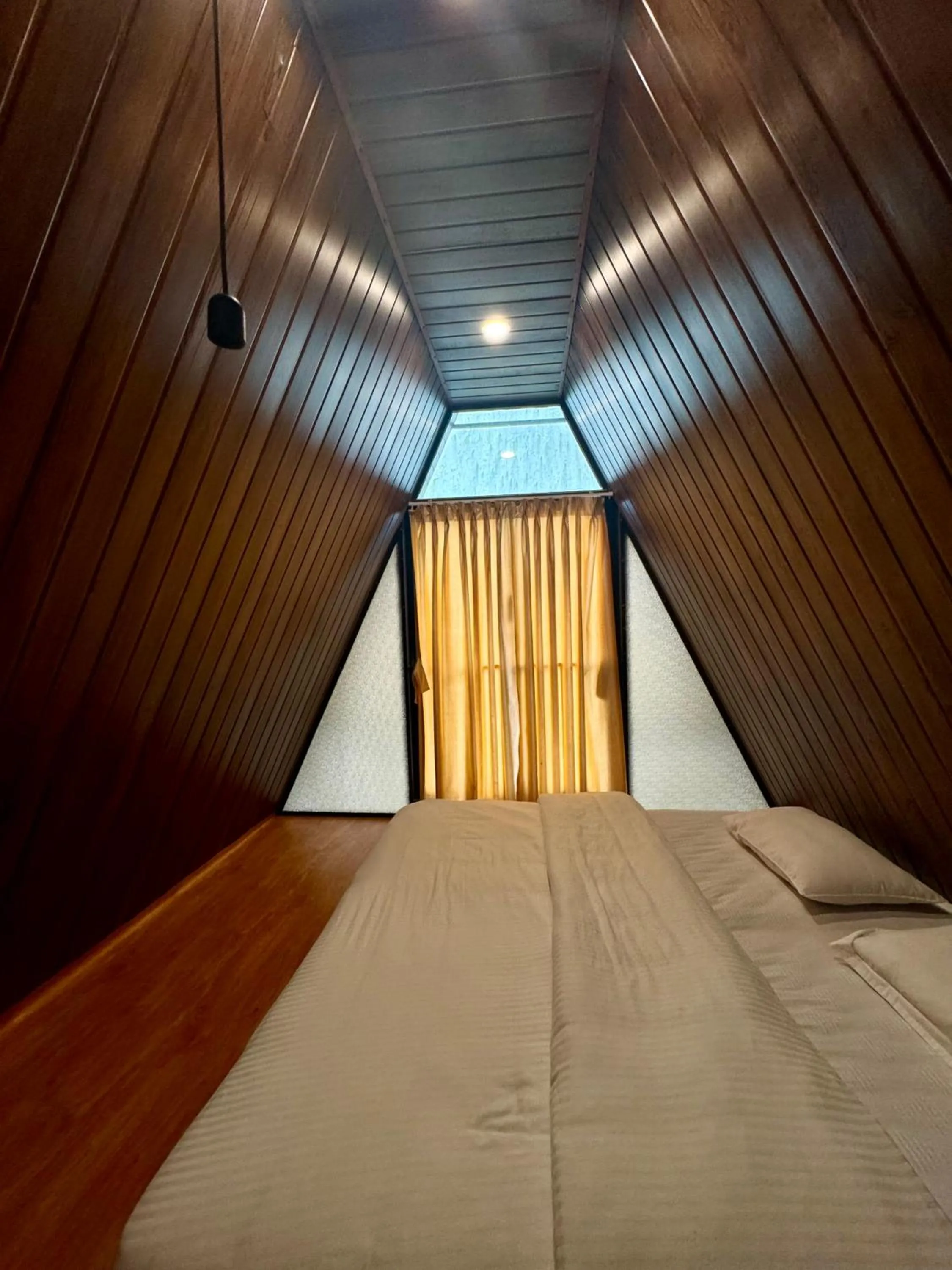 Bed in Jmount Vagamon Resort