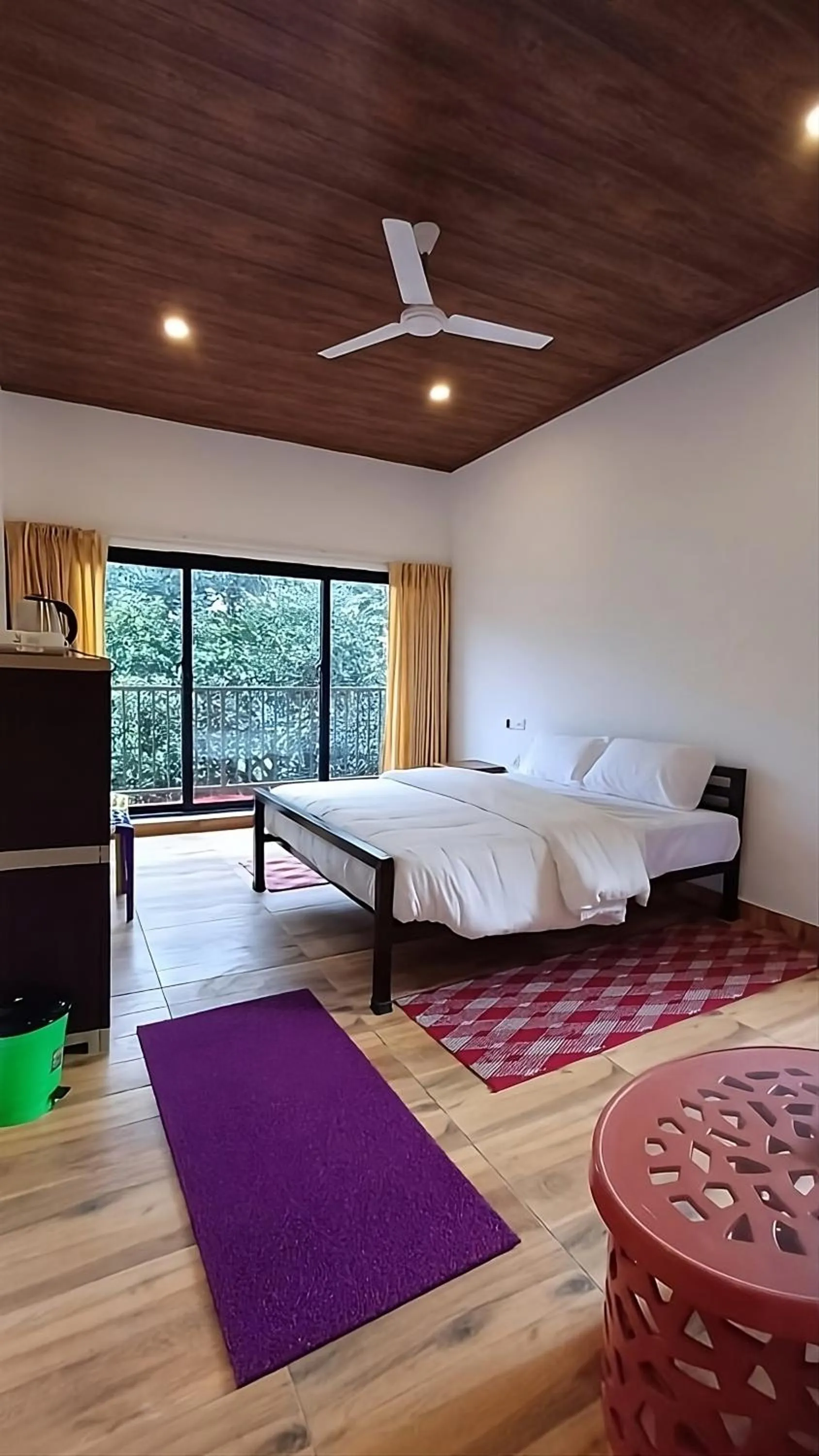 Bed in Jmount Vagamon Resort