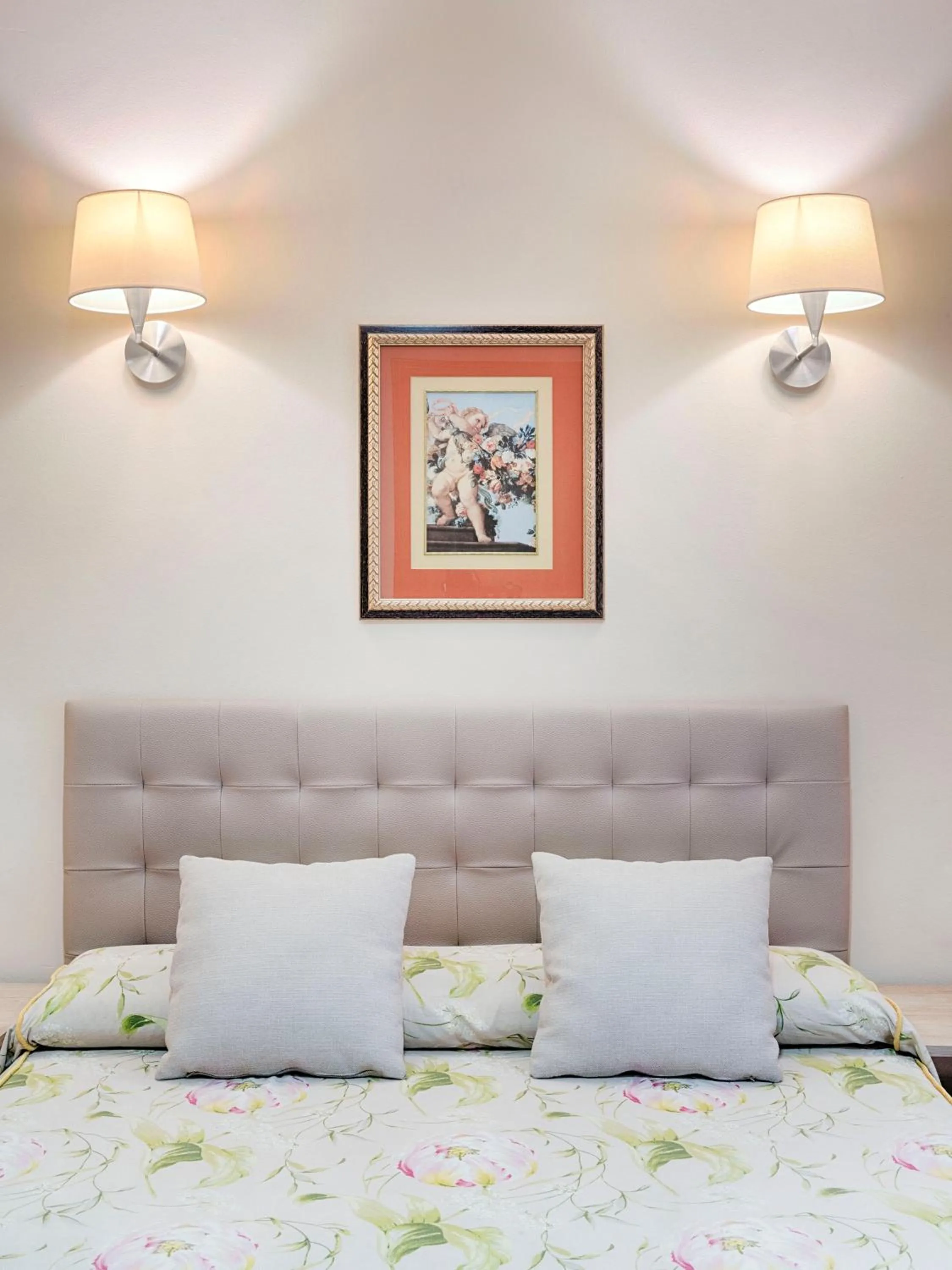 Decorative detail, Bed in Hostal Antigua Morellana