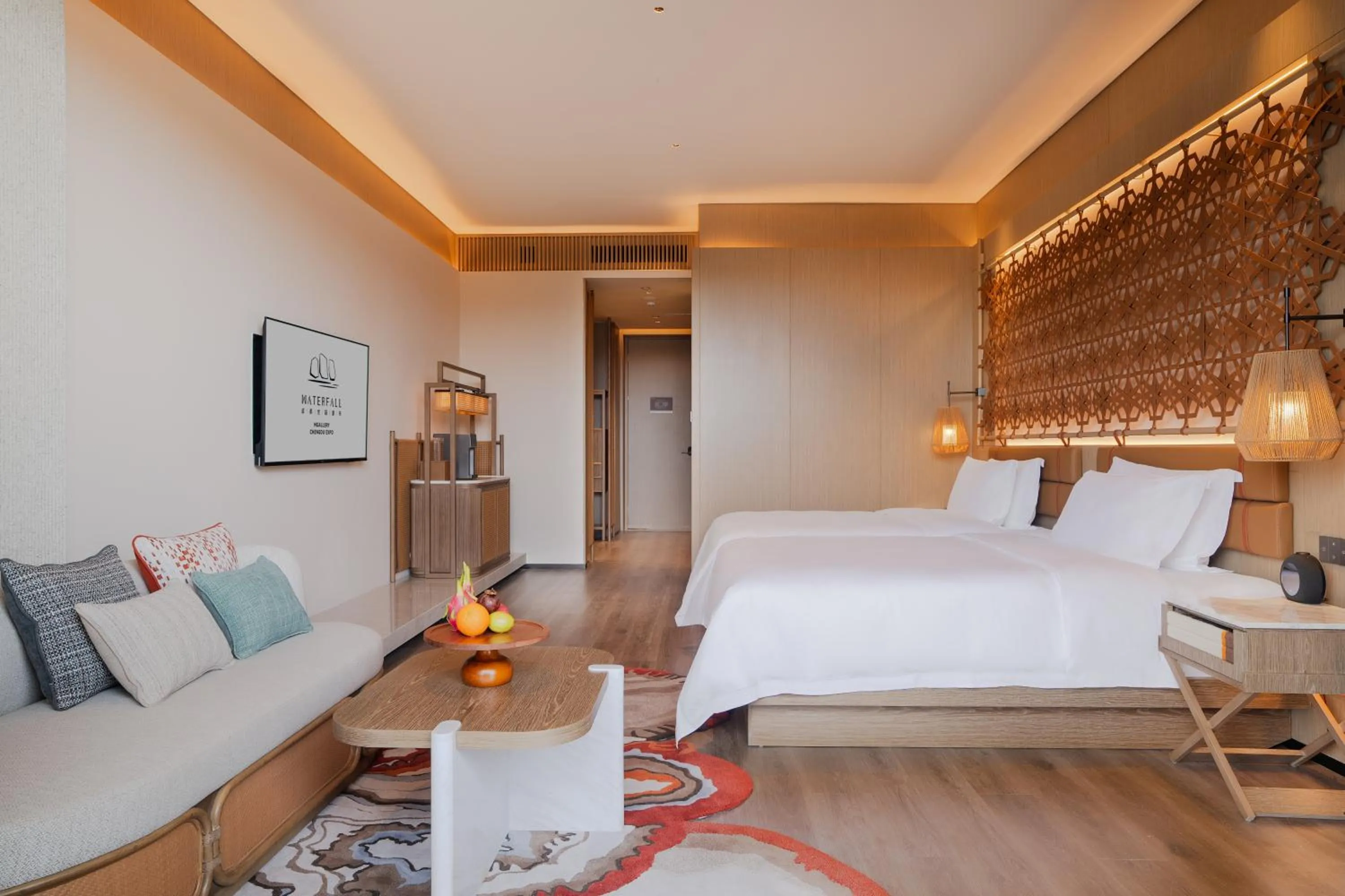 Photo of the whole room, Bed in Chengdu Expo Waterfall Hotel - MGallery Collection
