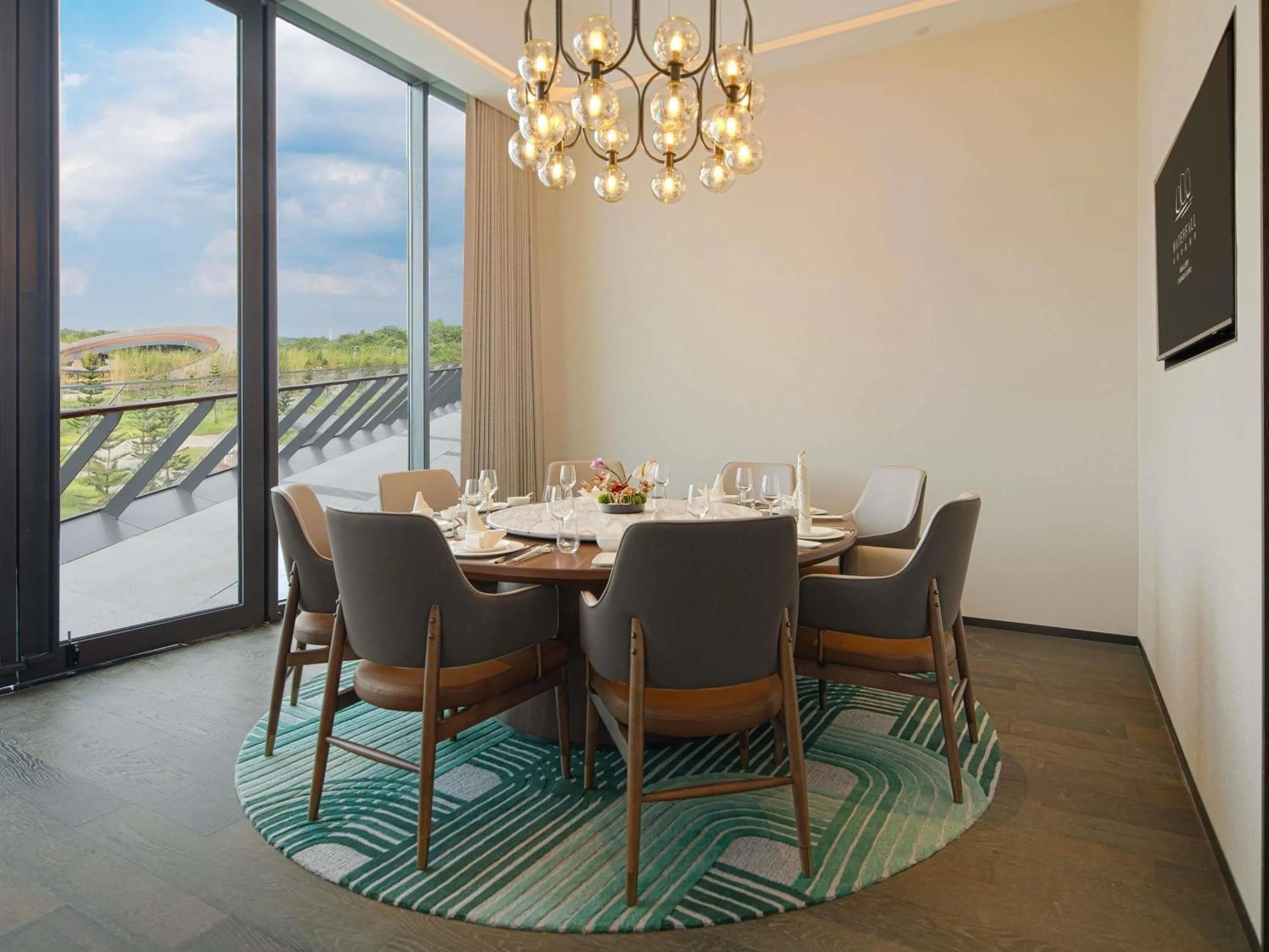 Restaurant/places to eat in Chengdu Expo Waterfall Hotel - MGallery Collection