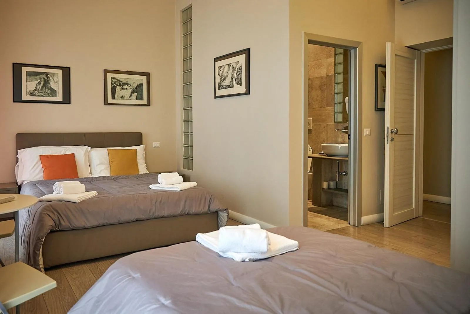 Bed in The Roman Empire Guesthouse