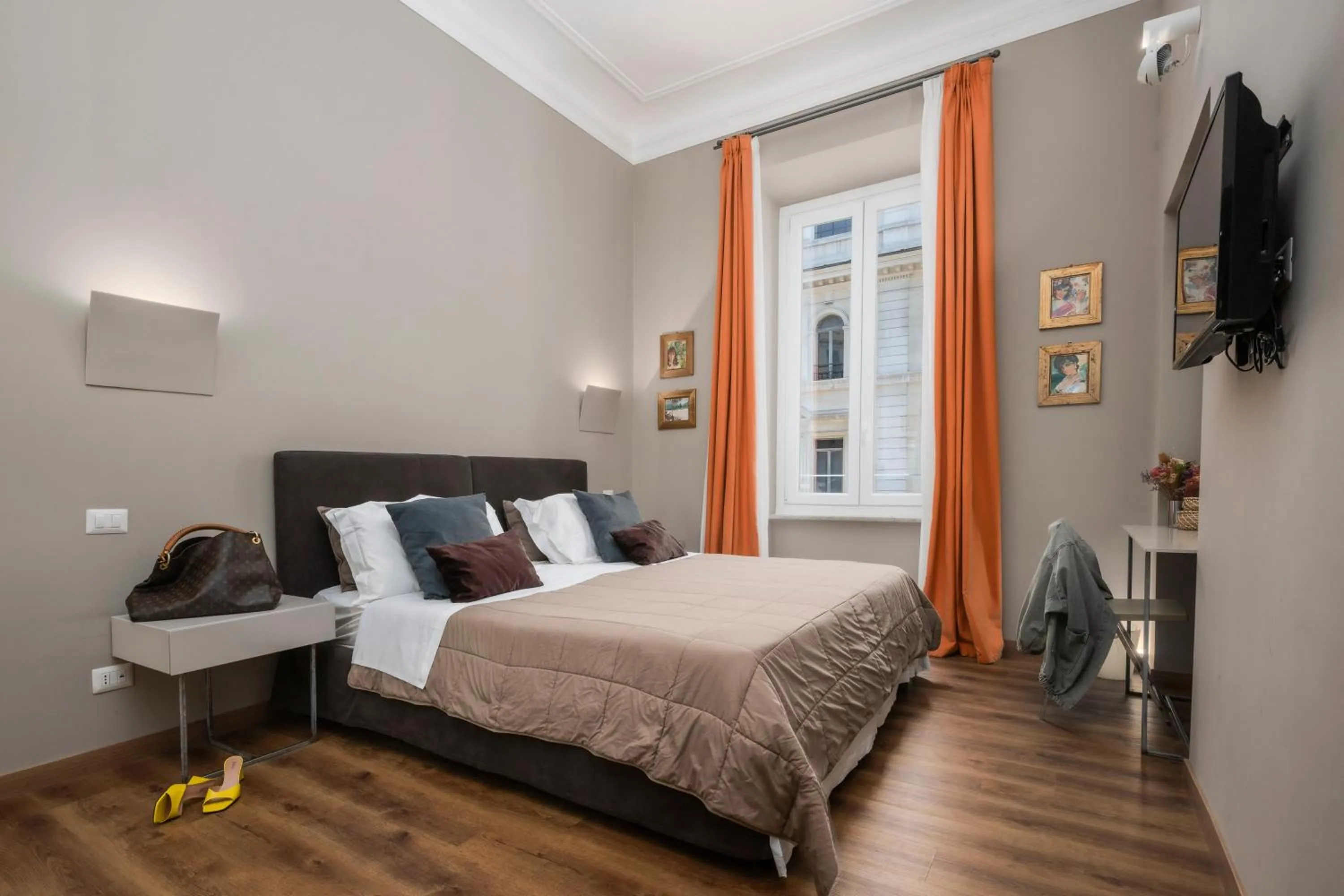 Bedroom, Bed in The Roman Empire Guesthouse