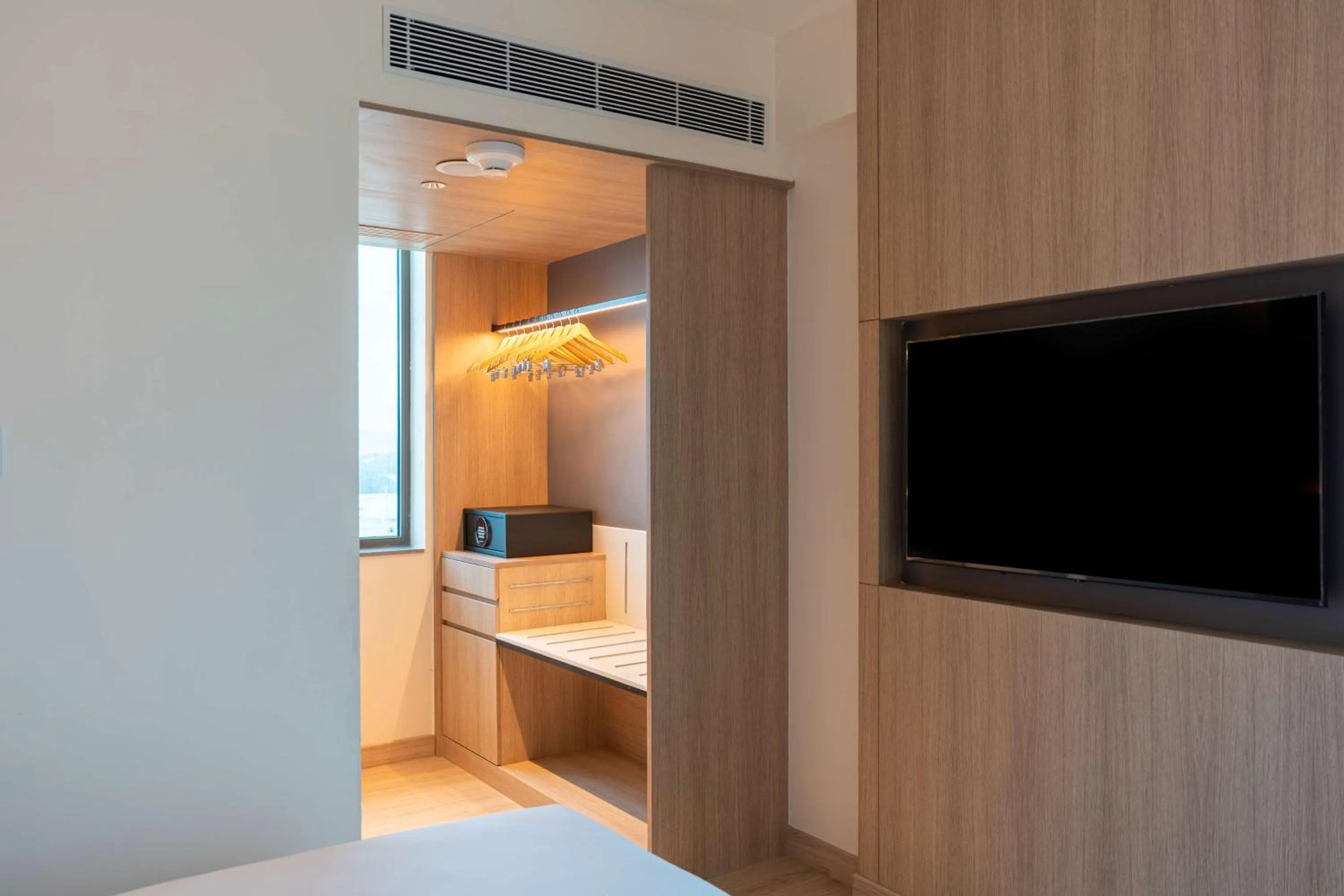 Photo of the whole room in Park Inn by Radisson Vellore