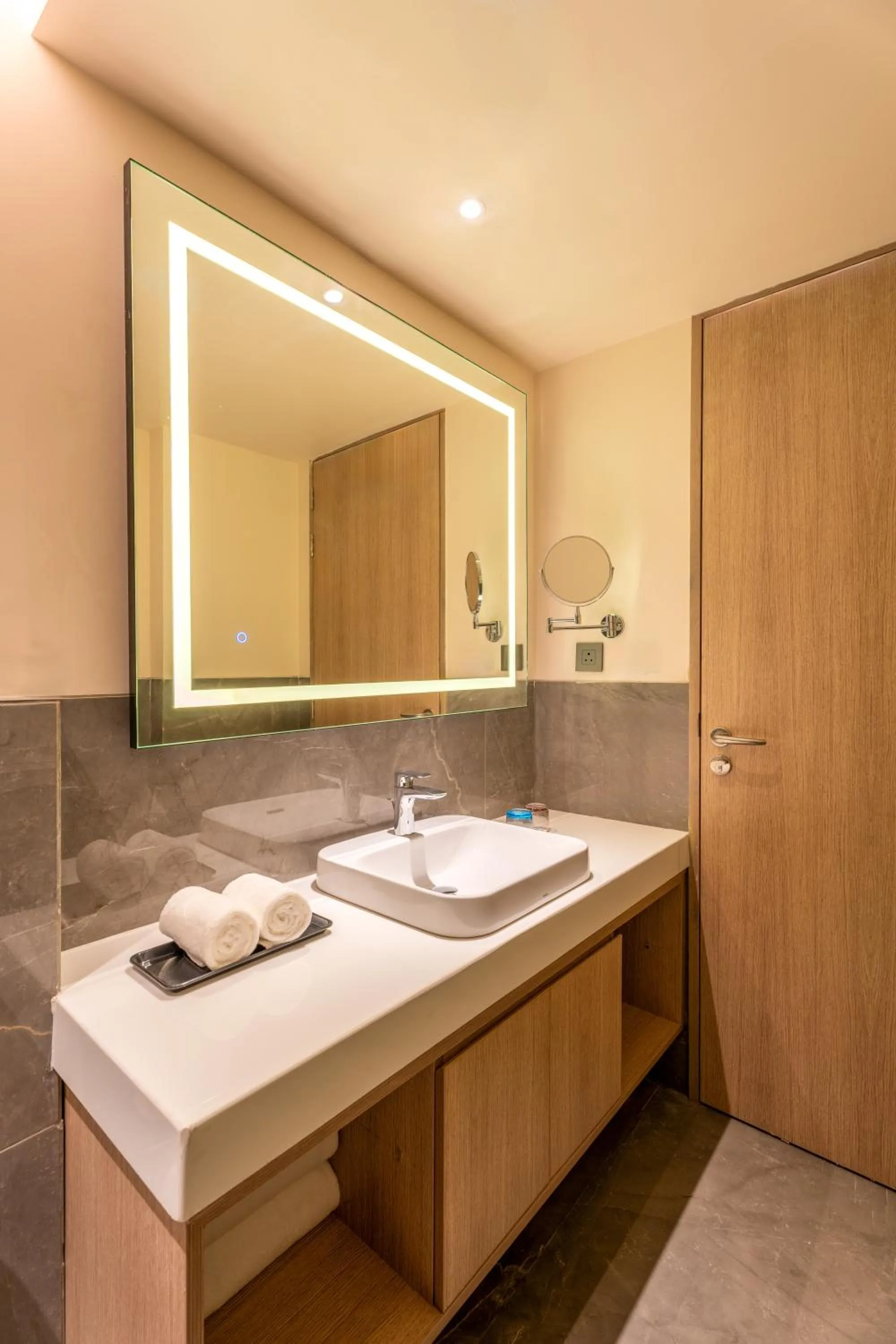 Bathroom in Park Inn by Radisson Vellore