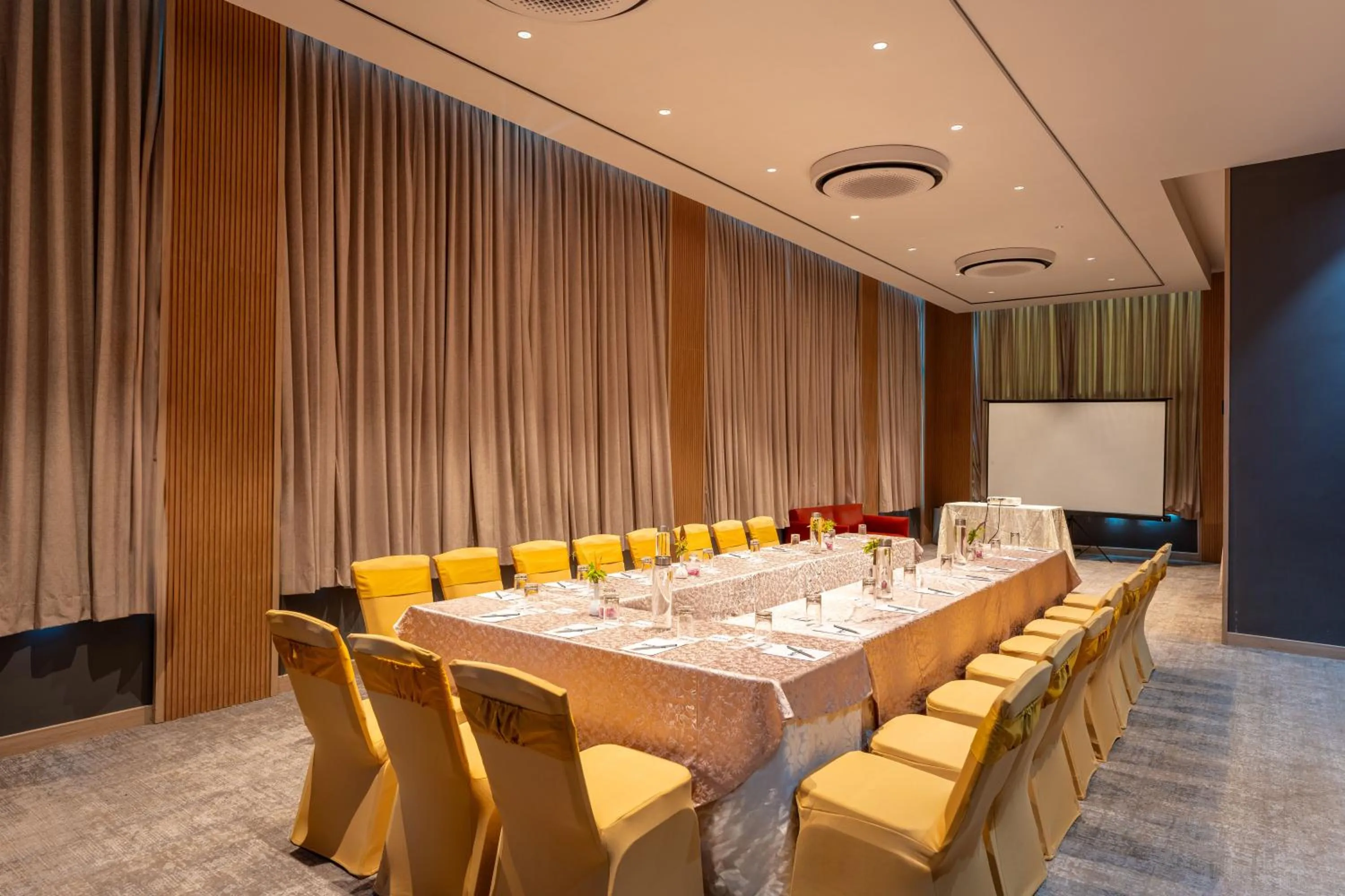 Park Inn by Radisson Vellore