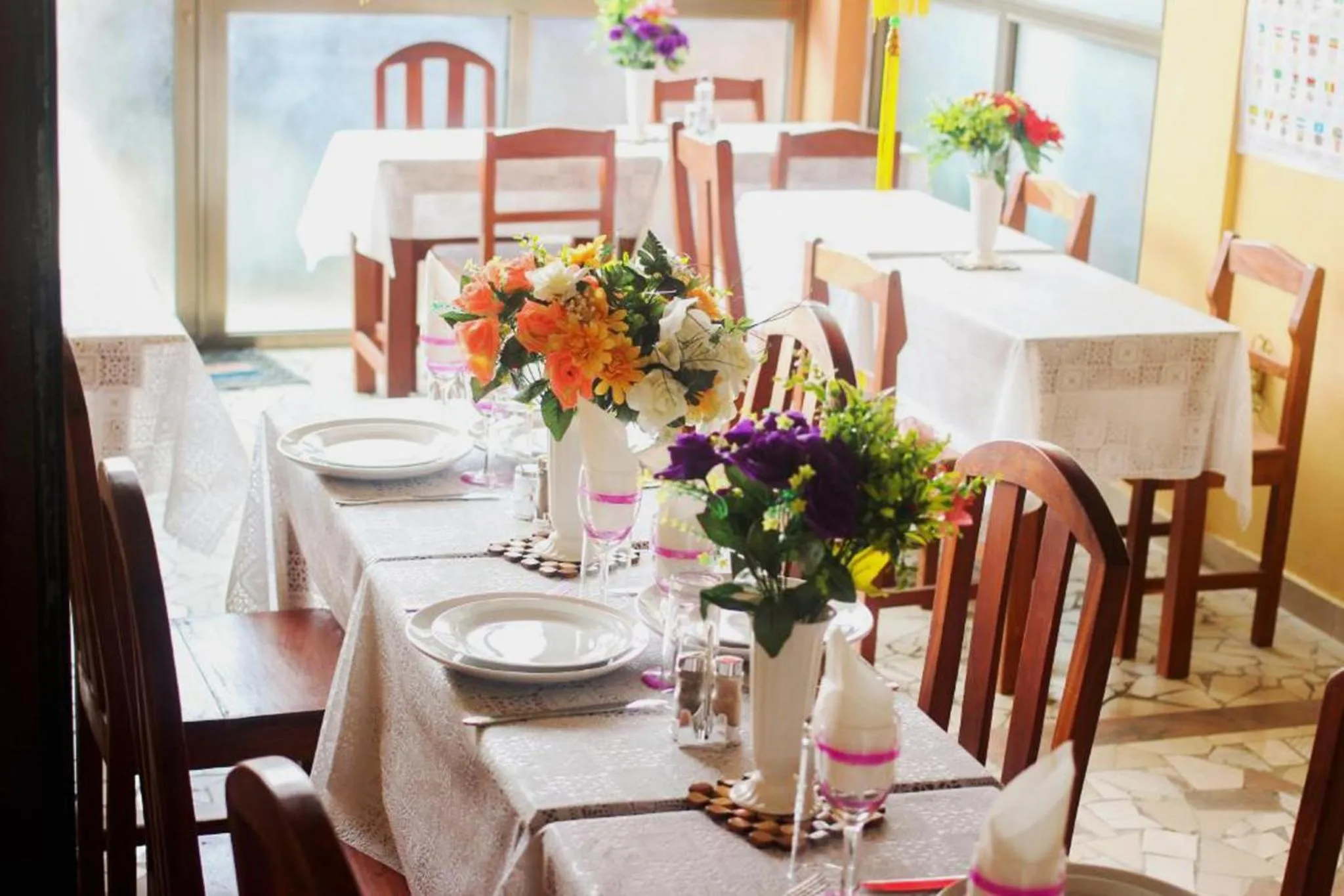 Restaurant/places to eat in Diaspora Benin Hotel C-E