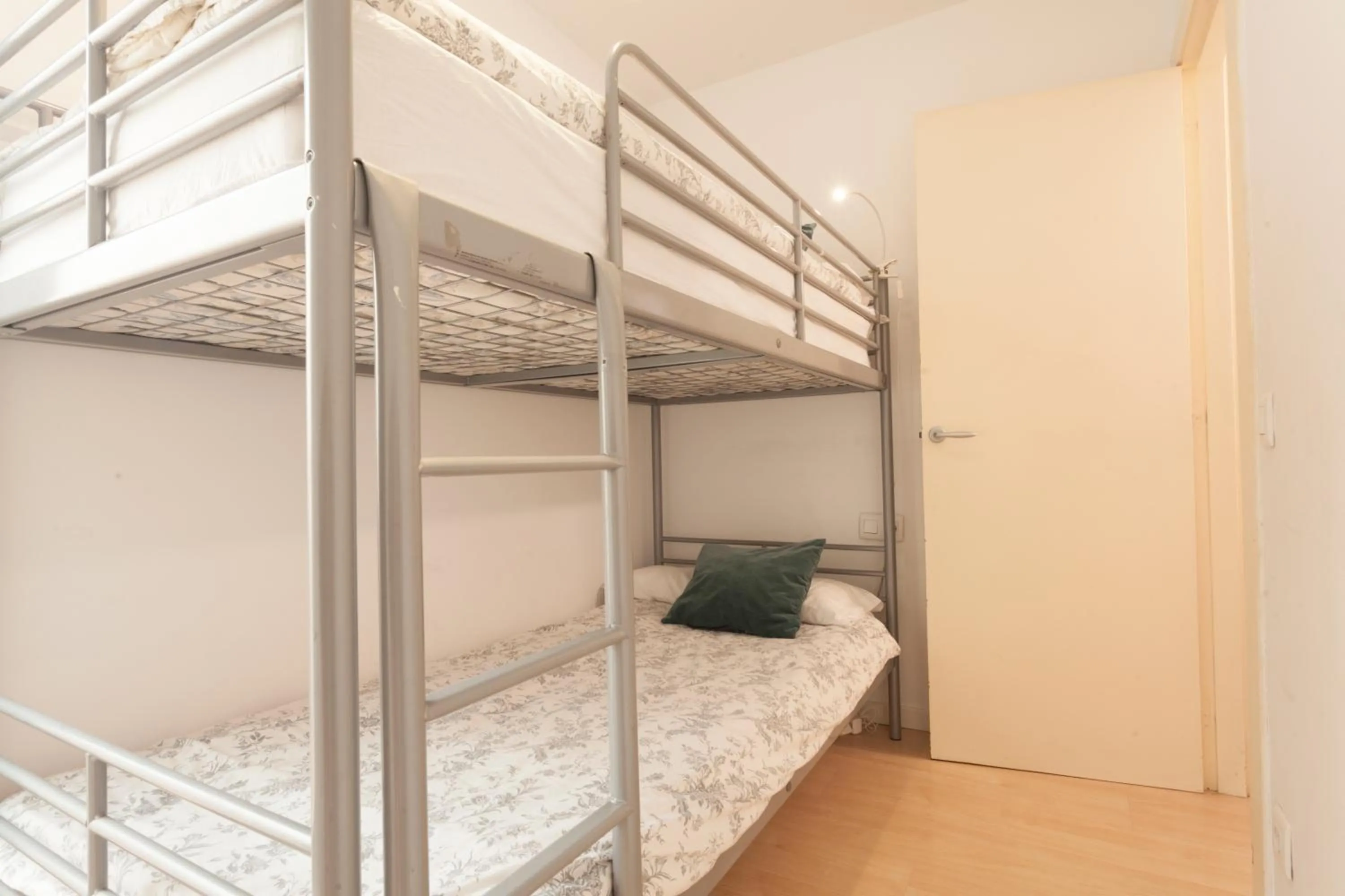 Bed in Plaza Catalunya City Center Apartments