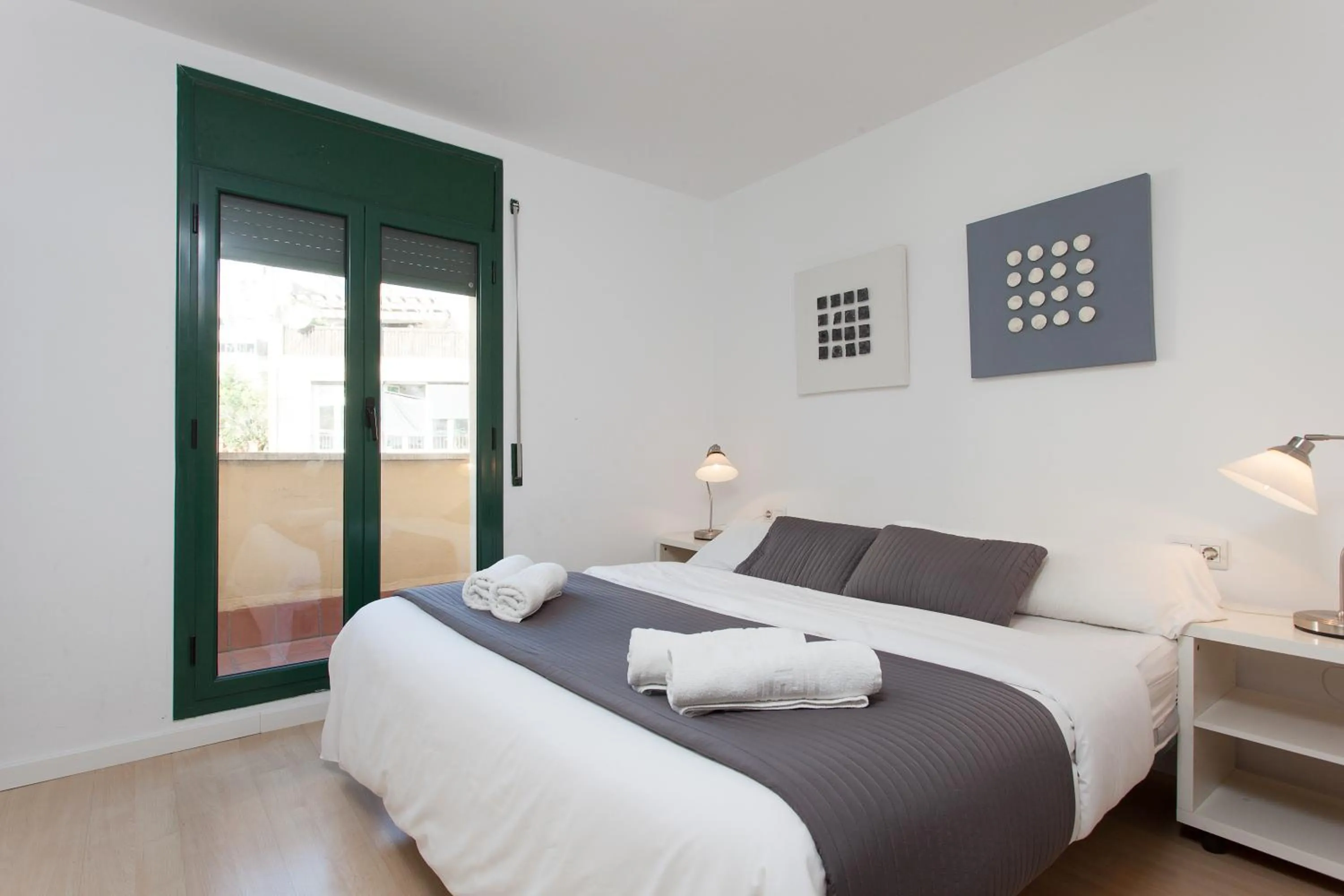Photo of the whole room, Bed in Plaza Catalunya City Center Apartments