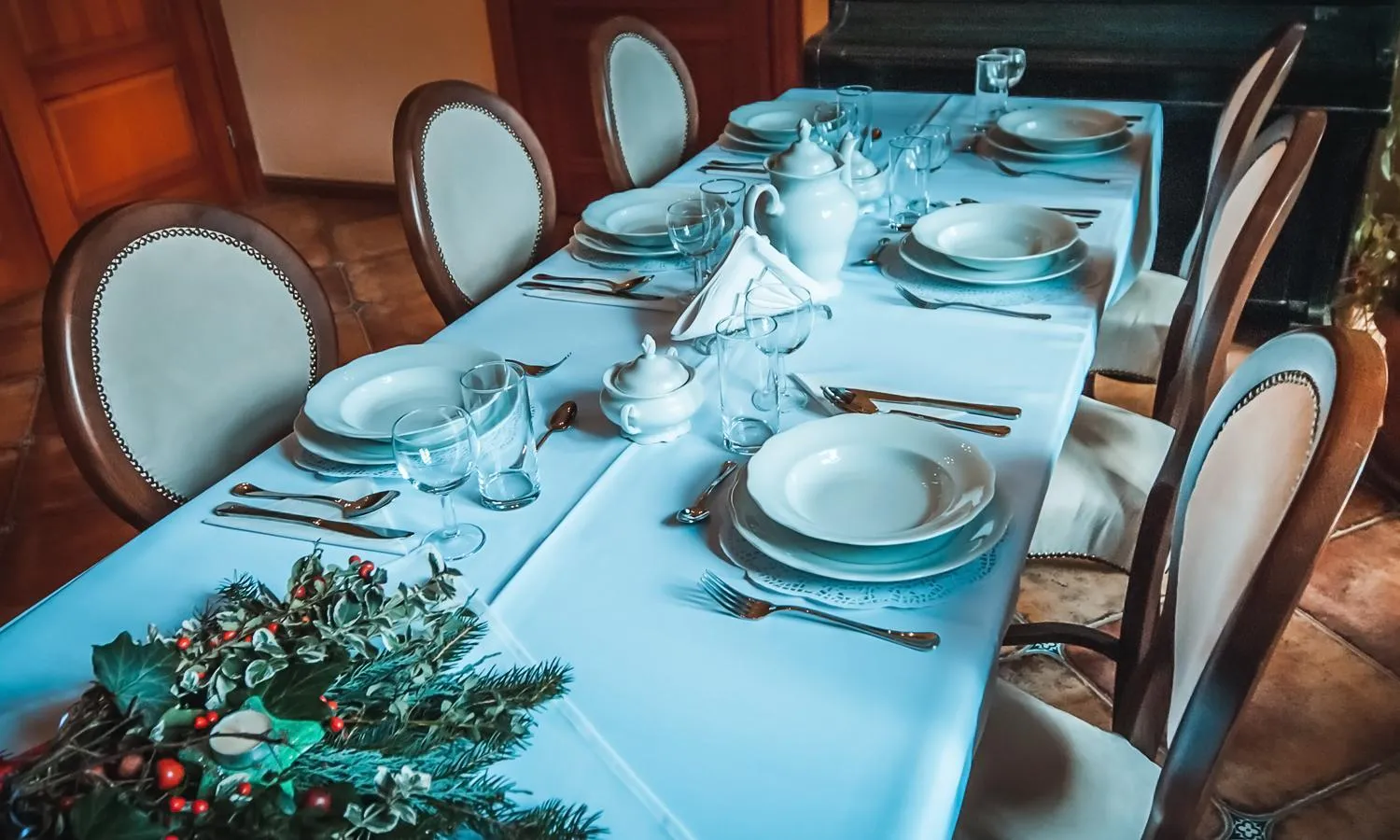 Restaurant/places to eat in Zamek Dobroszyce