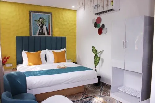 Royale Amata By the Beach