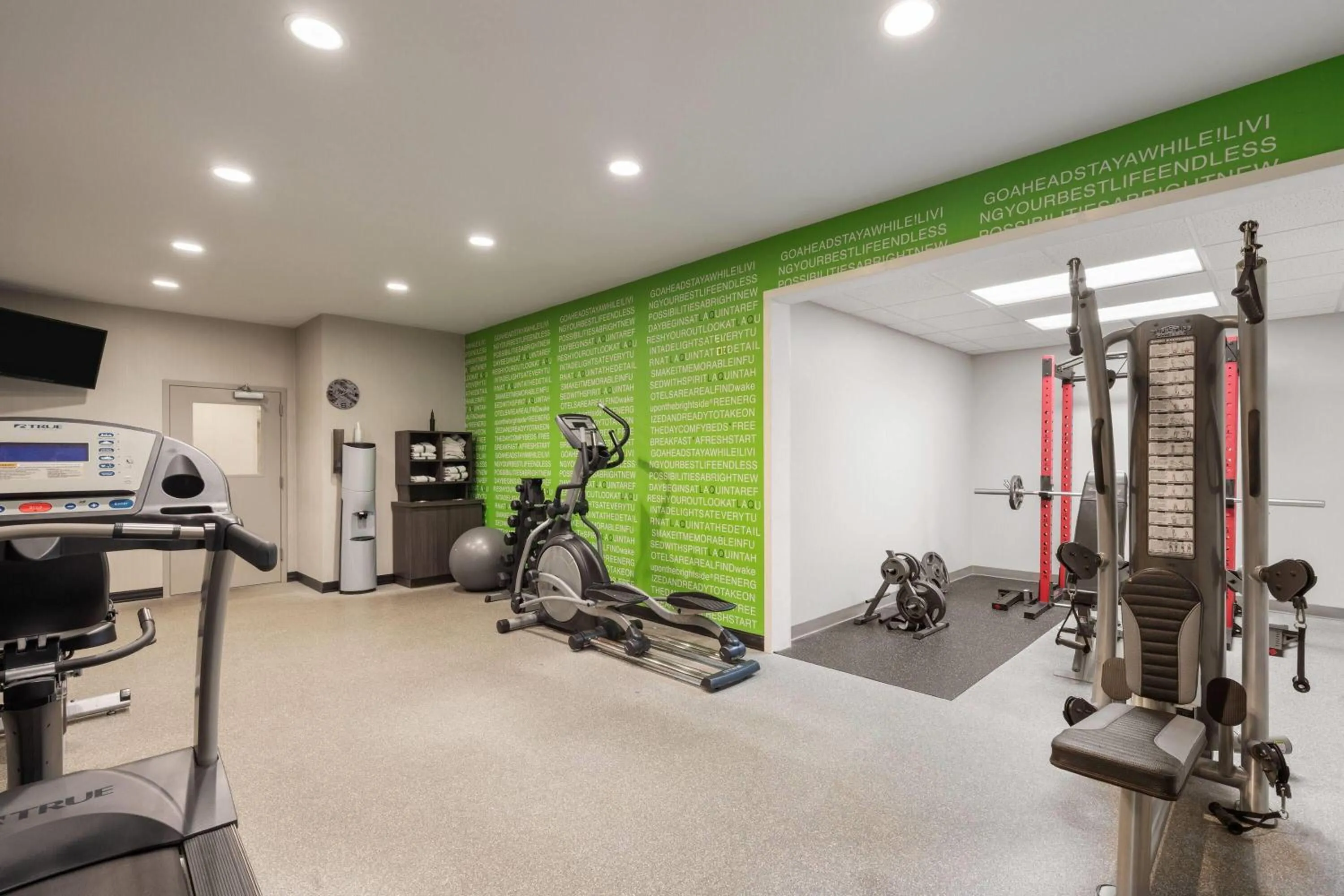 Fitness centre/facilities in La Quinta by Wyndham Chattanooga - Lookout Mtn