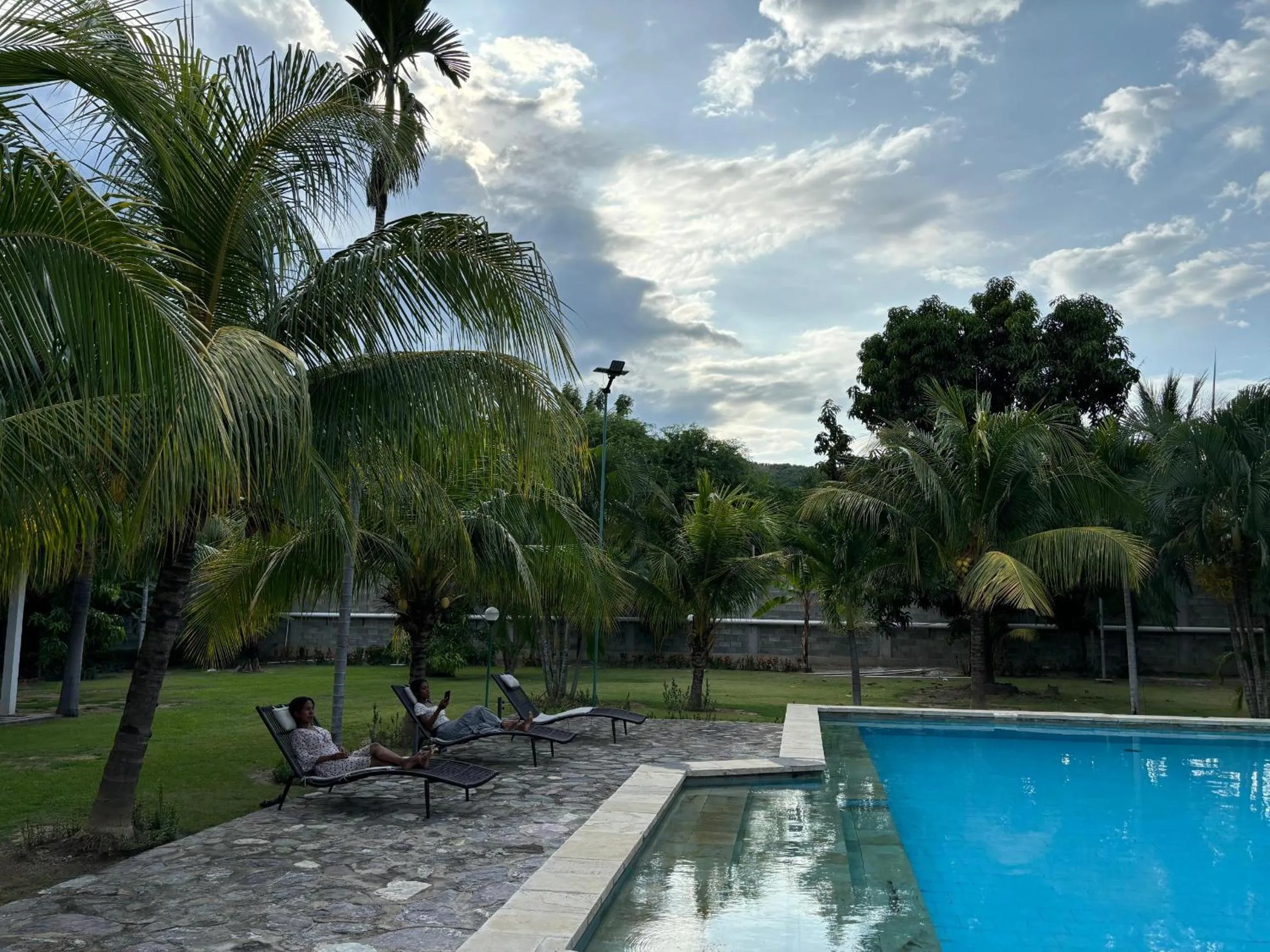 Property building in Palm Malinamoc Hotel