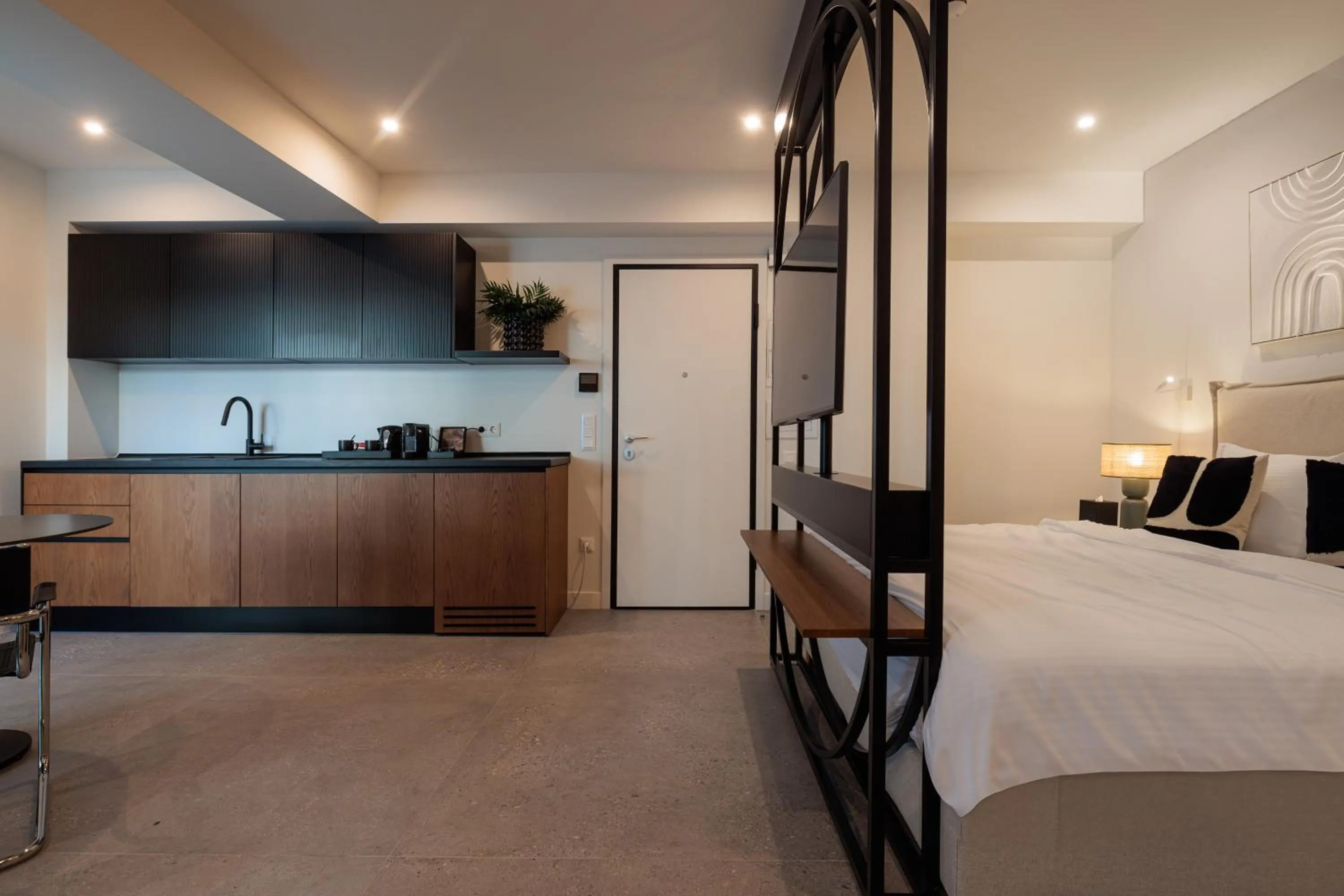 Kitchen or kitchenette, Bed in Vision Gazi