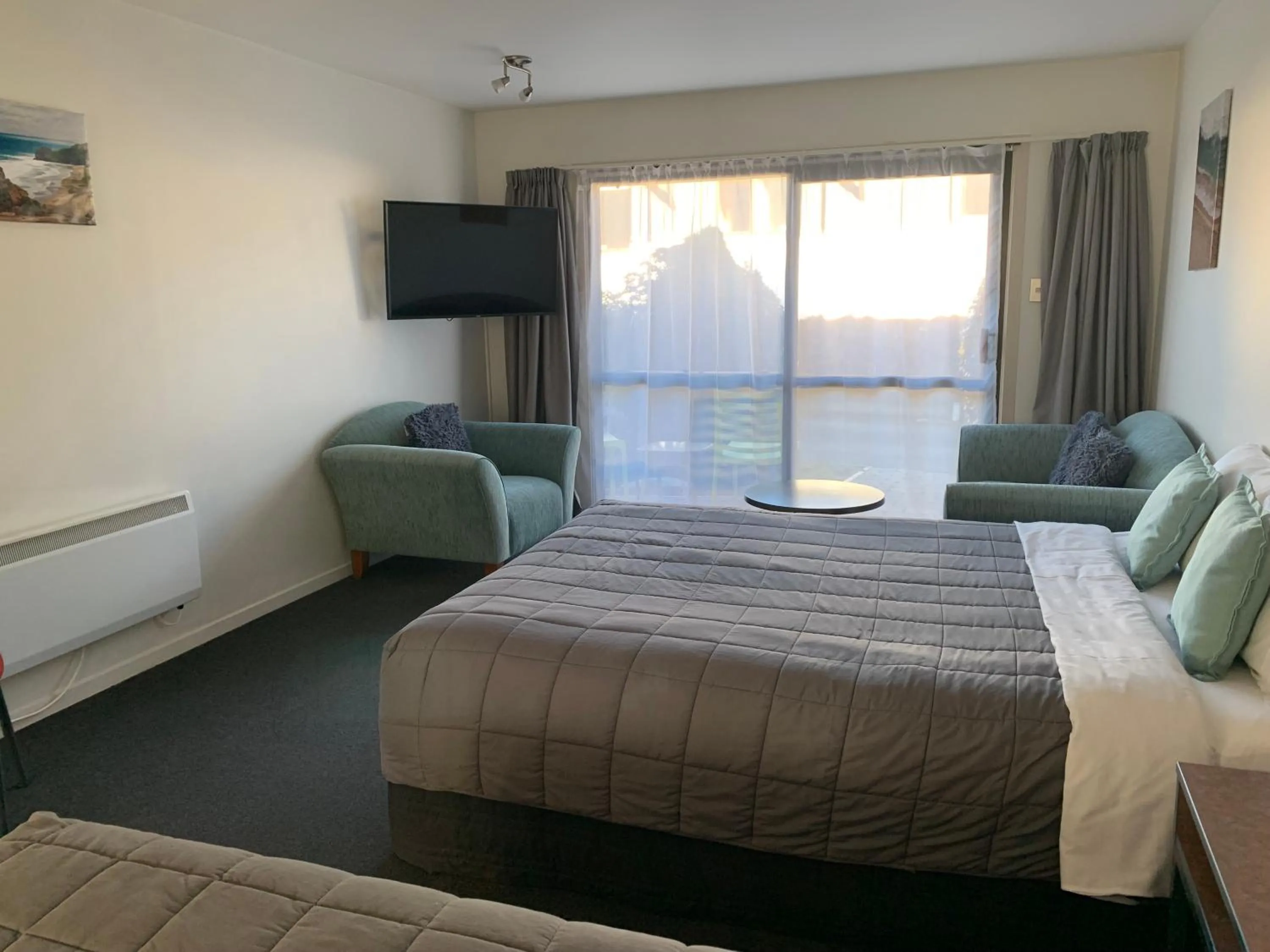 Bed in Wakatipu View Apartments