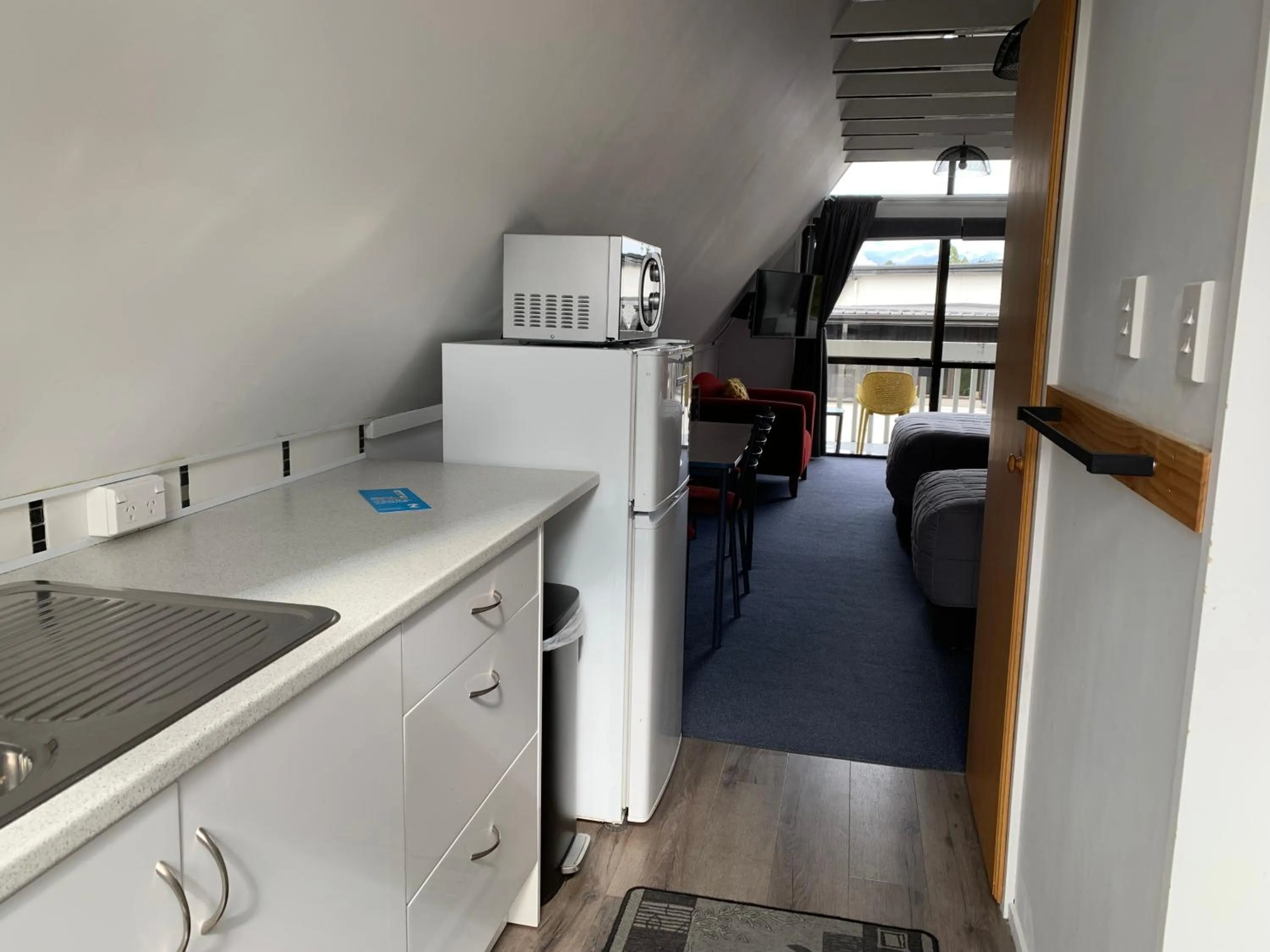 kitchen in Wakatipu View Apartments