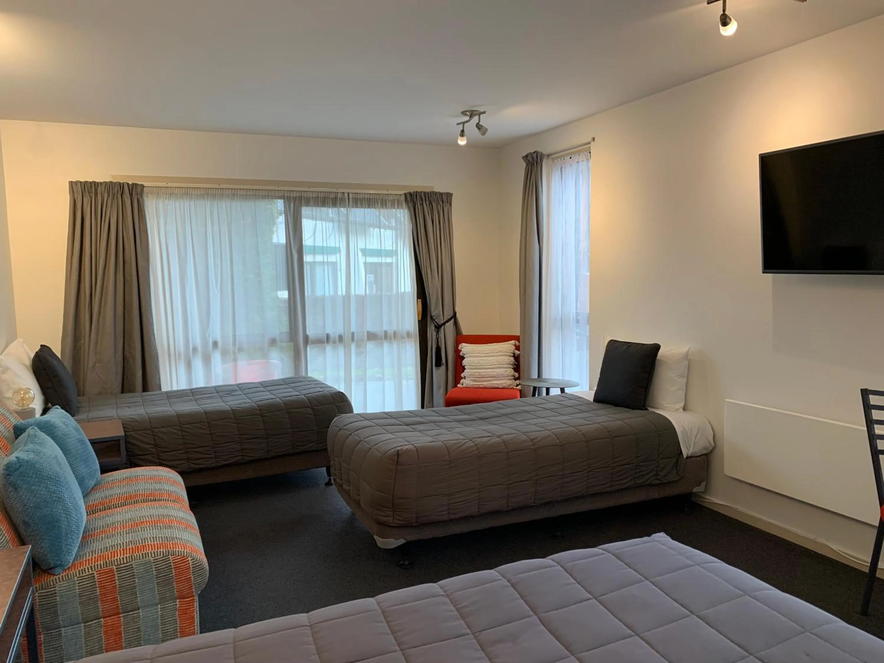 Bed in Wakatipu View Apartments