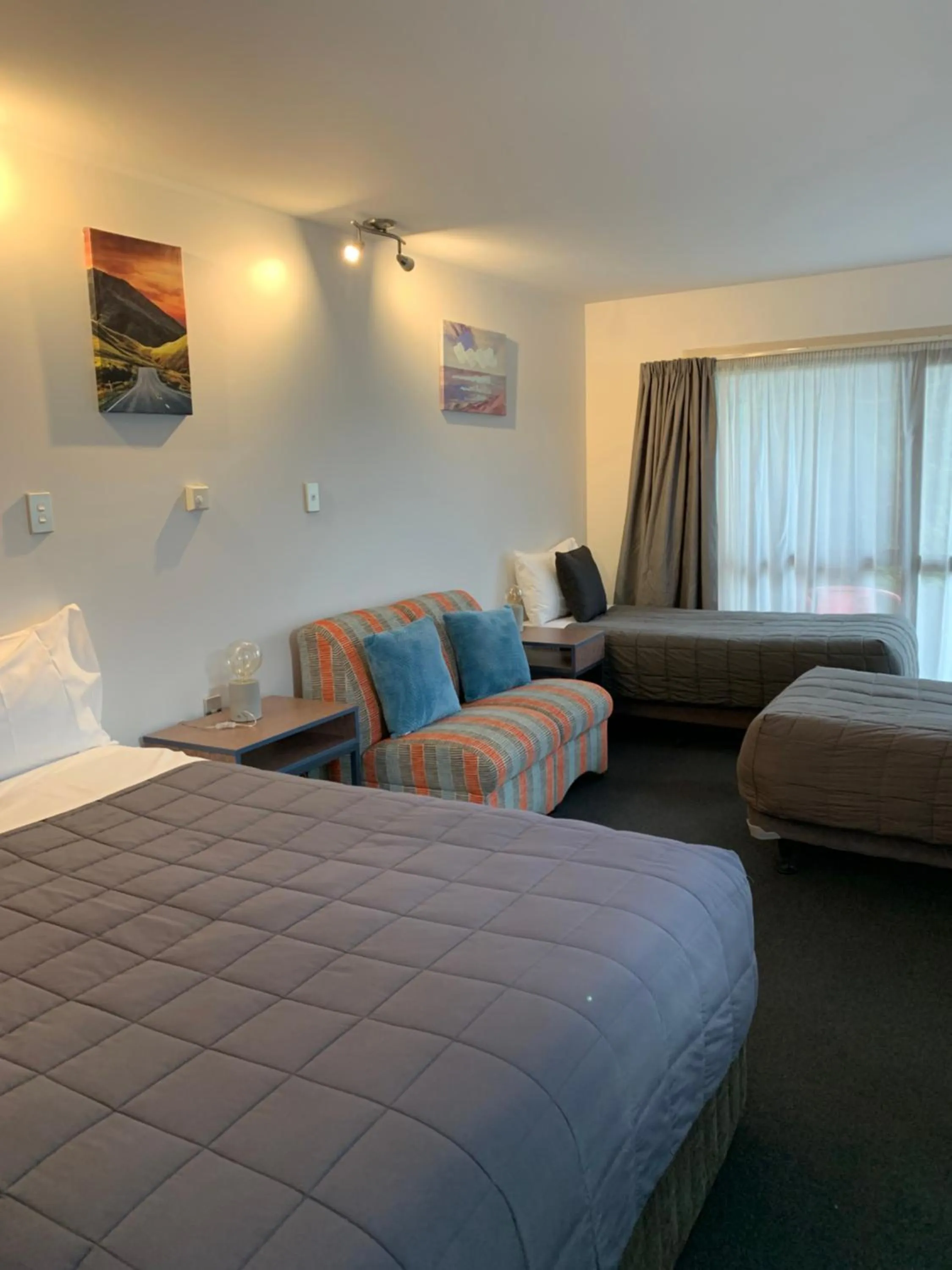 Bed in Wakatipu View Apartments