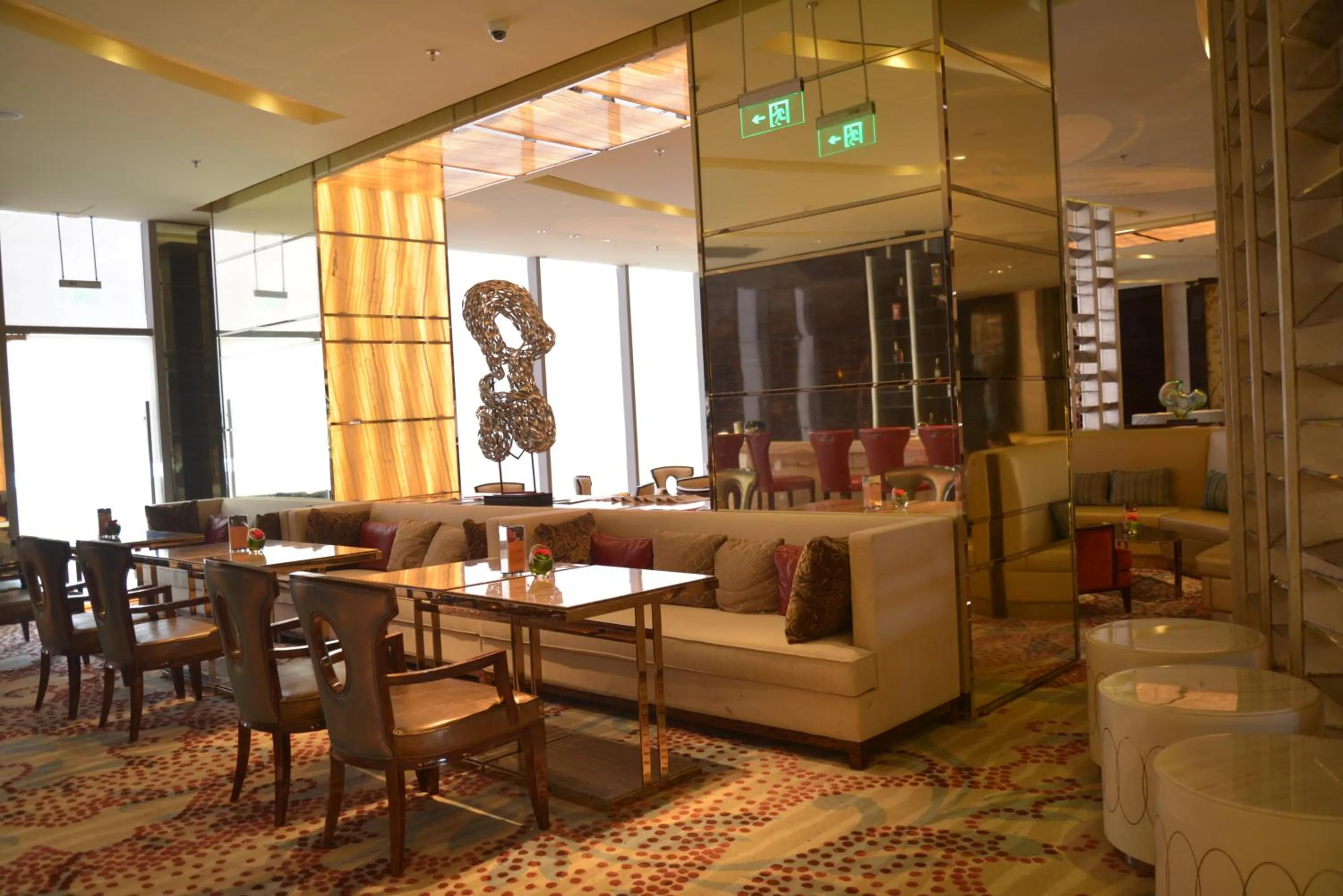 Restaurant/places to eat in Sanding New Century Grand Hotel Yiwu