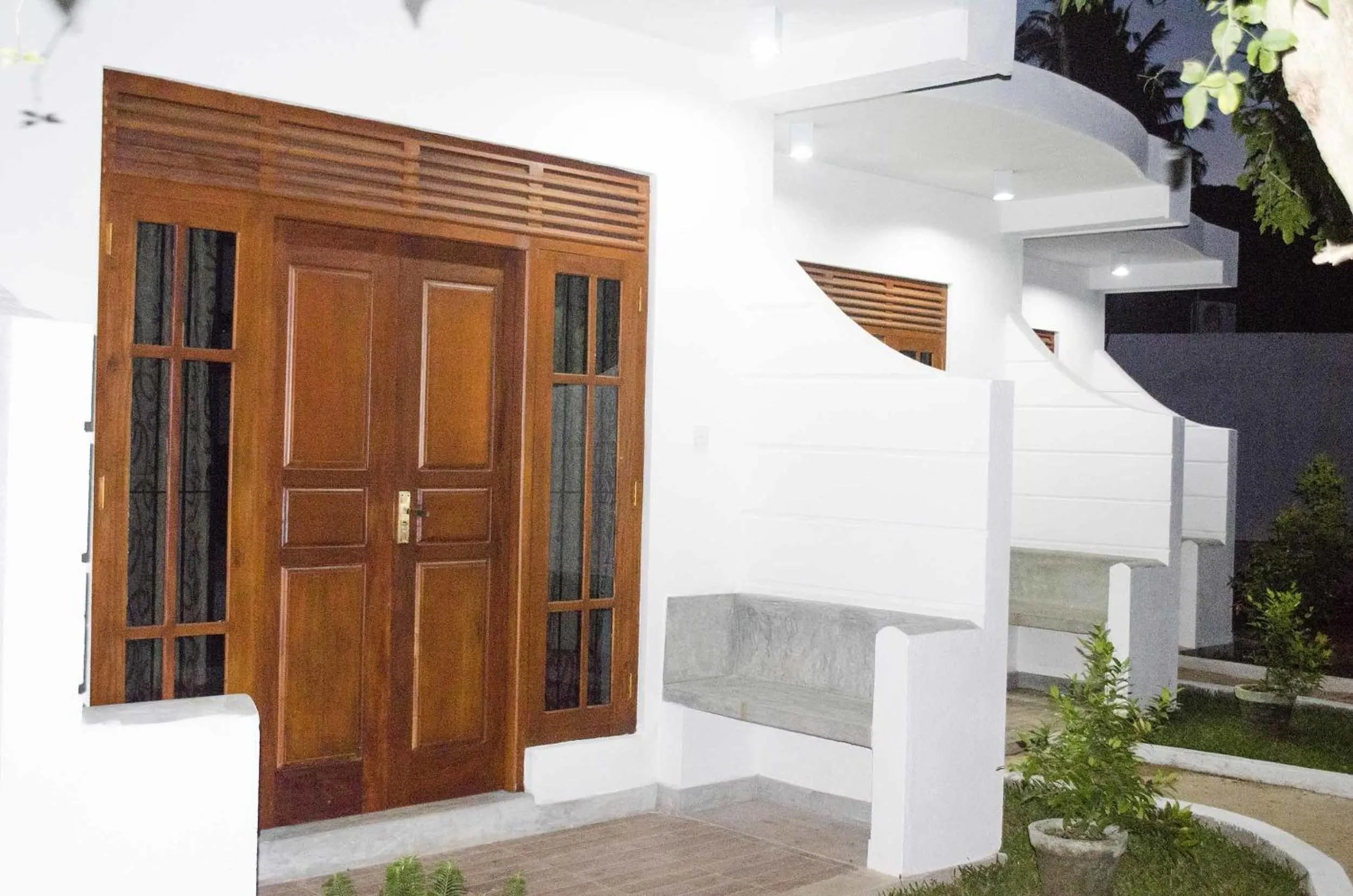 Facade/entrance in Suwa Arana Resort