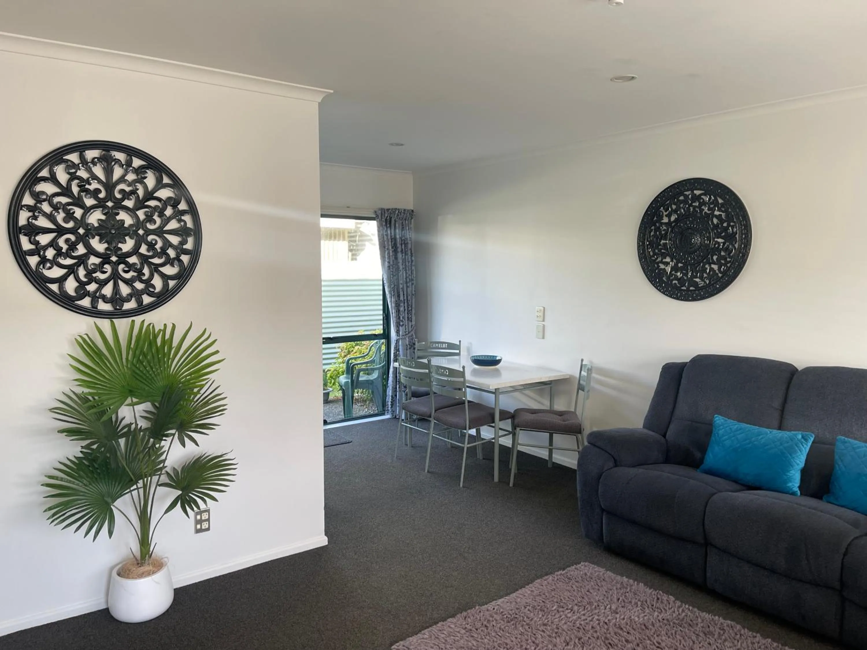 Living room in Camelot Motor Lodge and Conference Centre