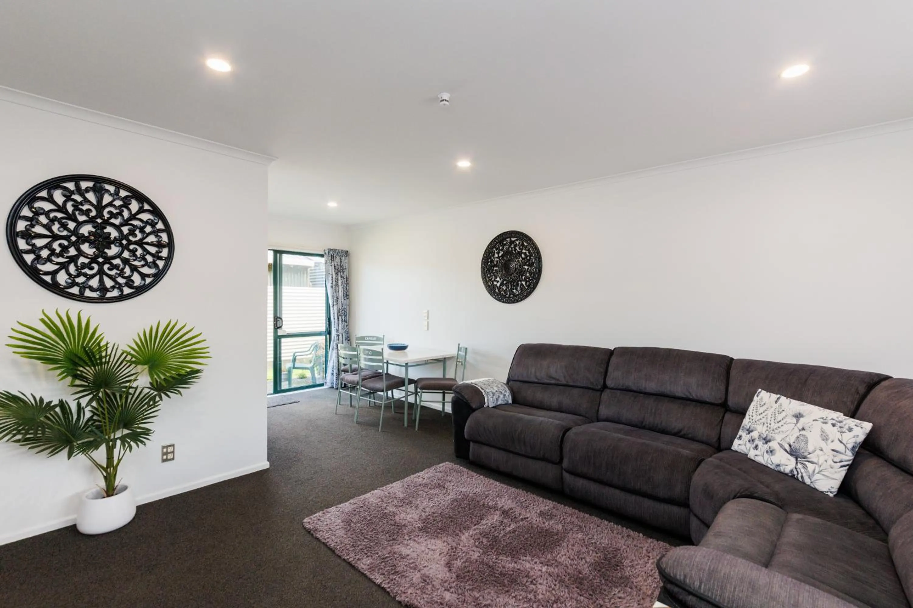 Living room in Camelot Motor Lodge and Conference Centre