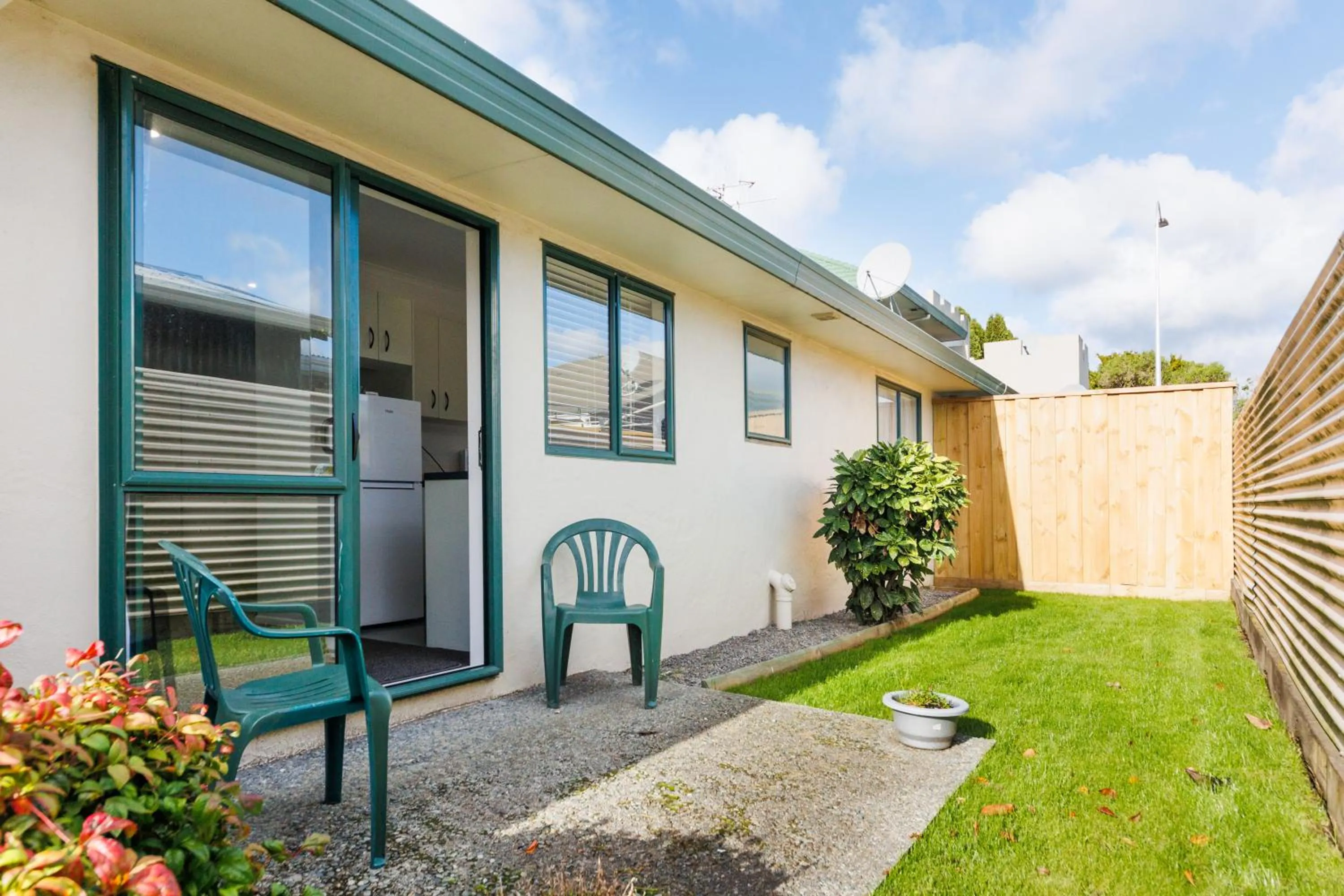 Balcony/Terrace in Camelot Motor Lodge and Conference Centre