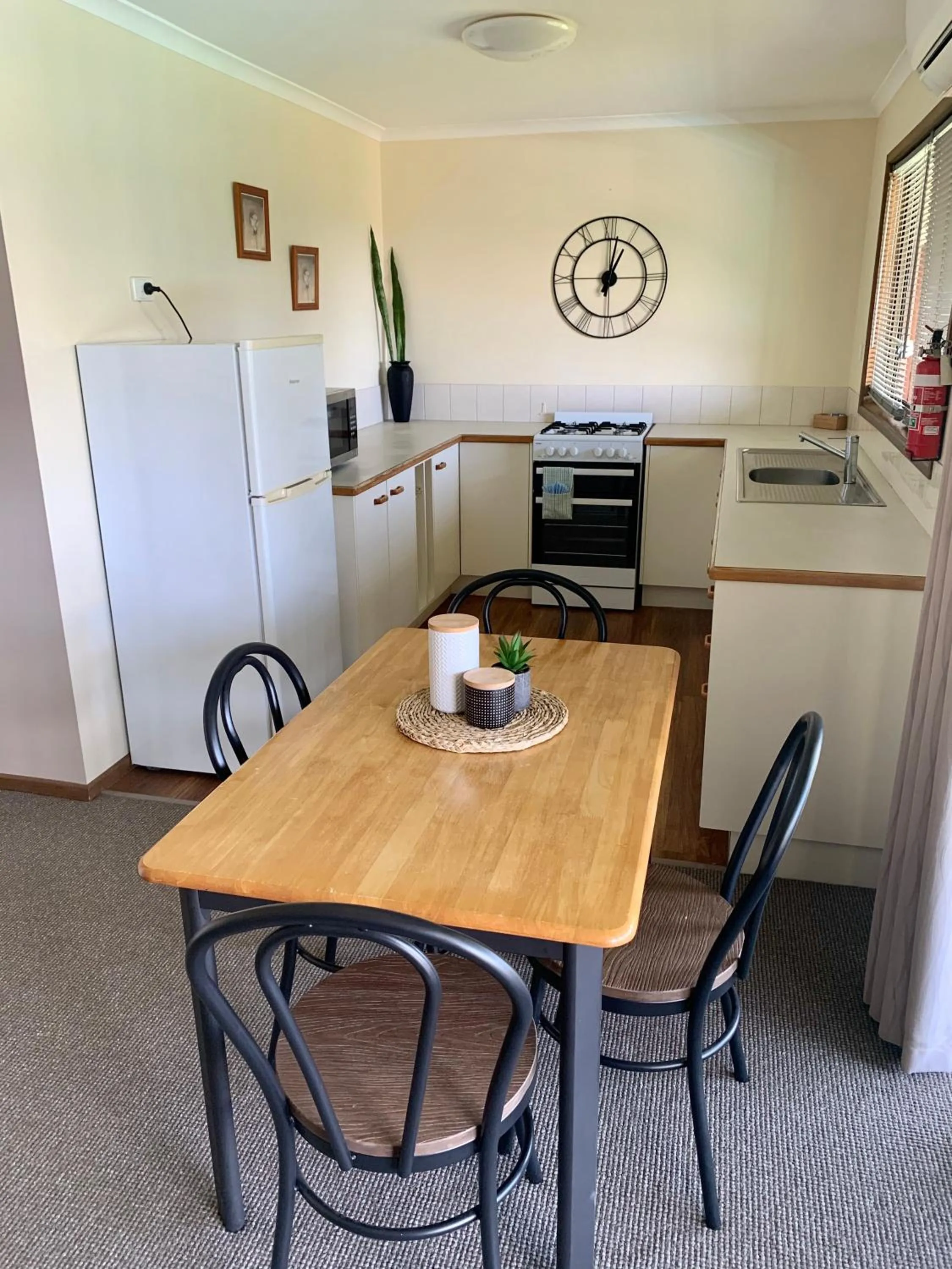 Montville Holiday Apartments